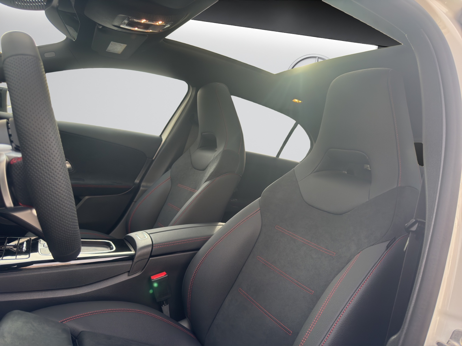 Image MERCEDES-BENZ A-200 A 200 Night Star 7G-DCT