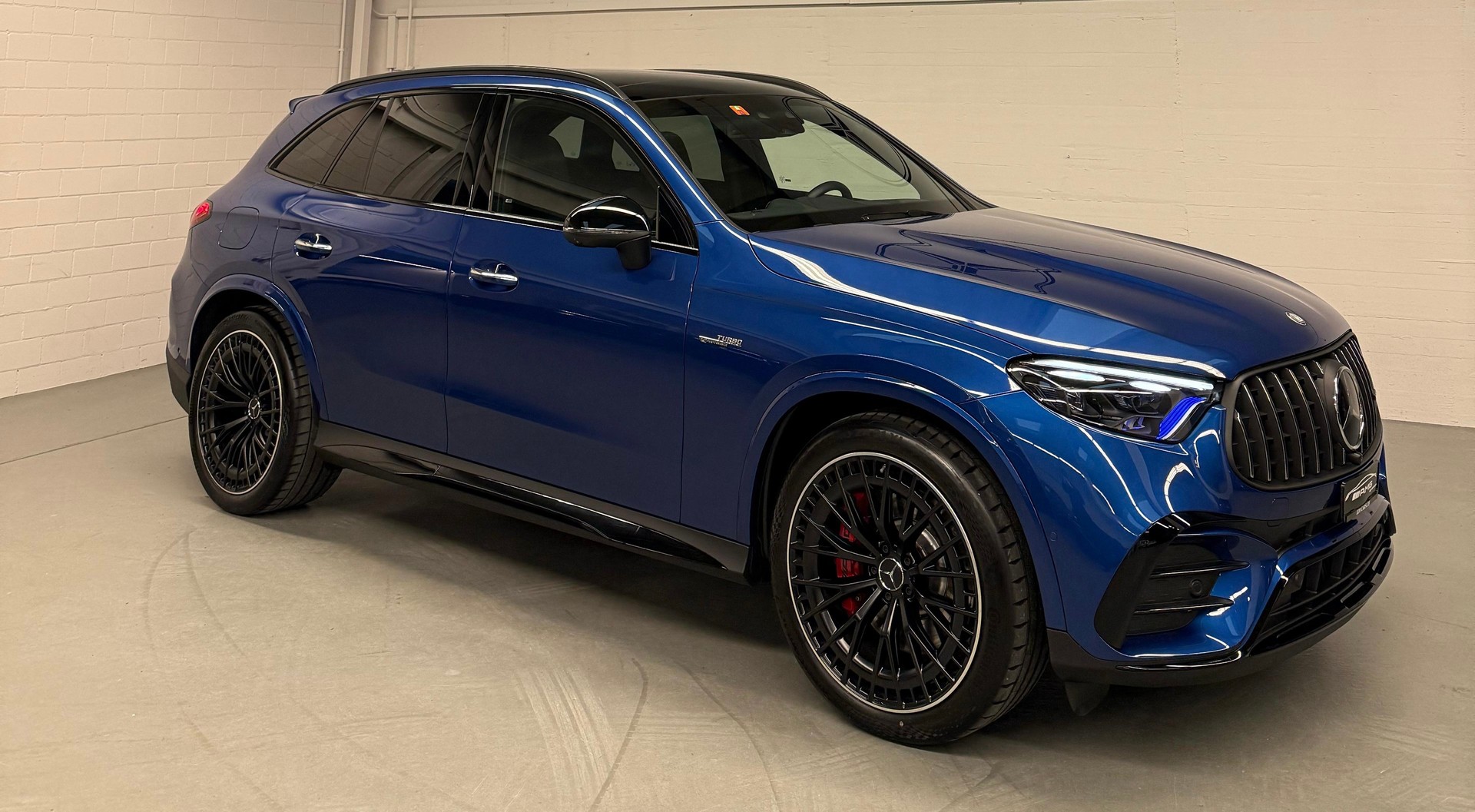 MERCEDES-BENZ GLC AMG 63 S e Performance Executive Blue Edition 9G-Tronic 5Jahre Garantie & Gratisservice-showroom-element-3