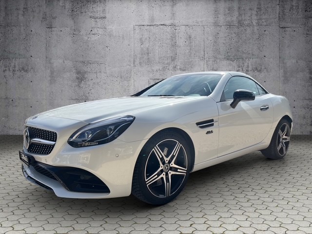 MERCEDES-BENZ SLC 200 Cabriolet AMG Line Final Edition-showroom-element-2