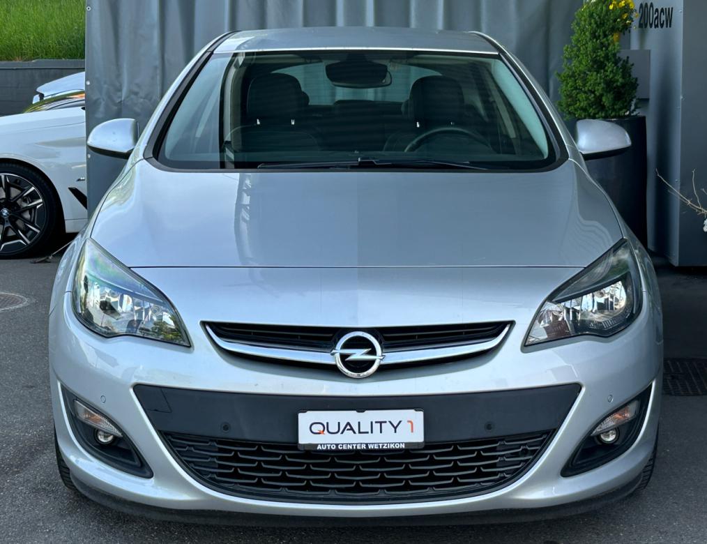 OPEL Astra 1.4i 16V Turbo Active Edition Automatic