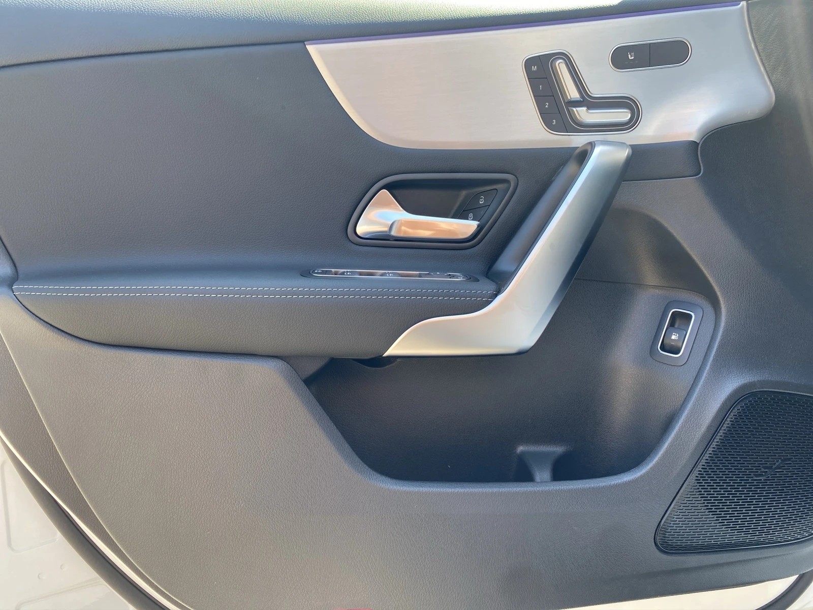 Image MERCEDES-BENZ A-250 A 250 e EQ Star 8G-DCT