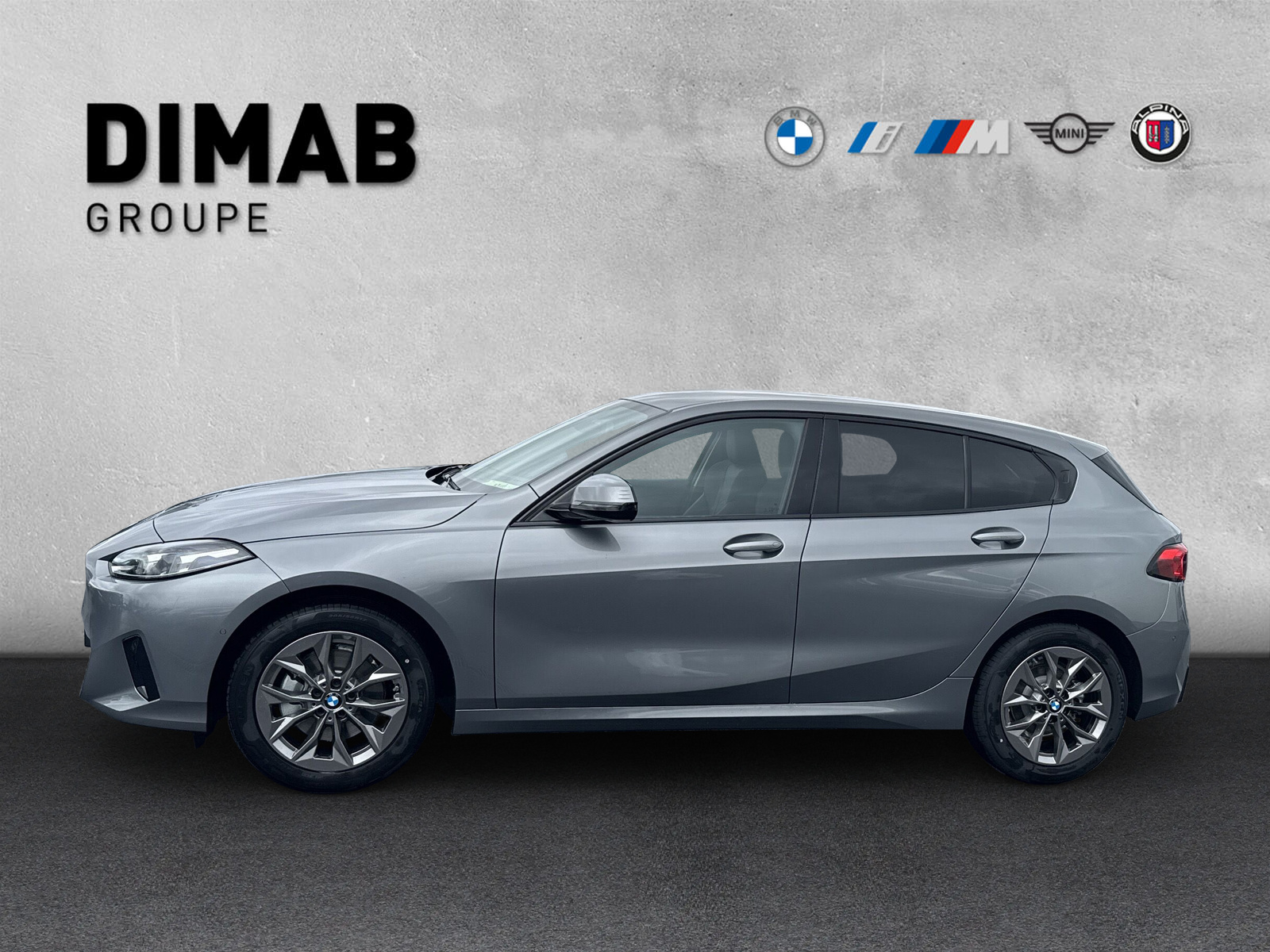 BMW 116 Steptronic-showroom-element-1