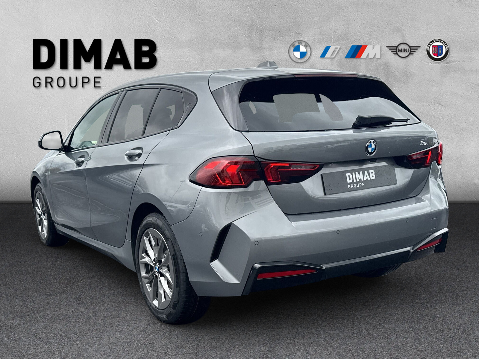 BMW 116 Steptronic-showroom-element-2