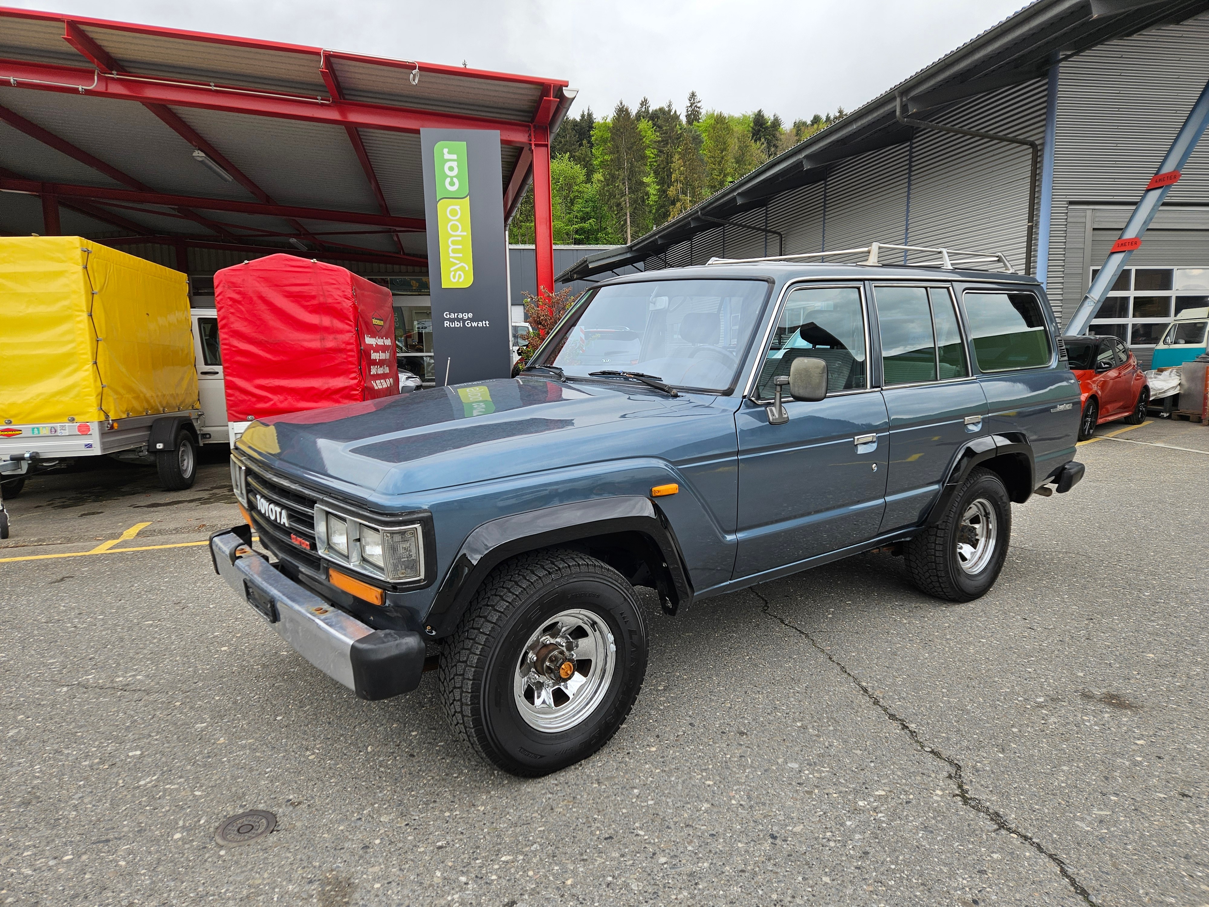 TOYOTA  HJ 61 Station G TD (SUV / Gelndewagen)