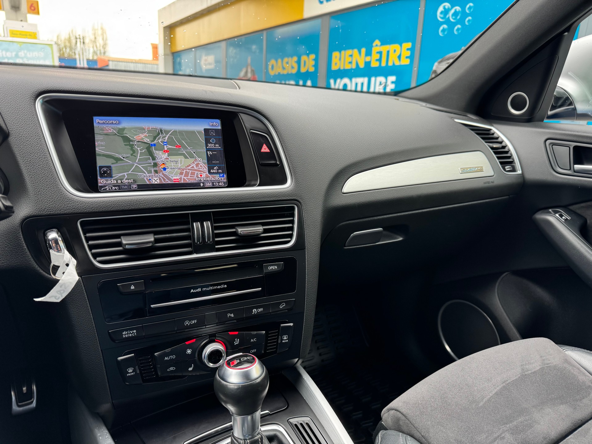 AUDI SQ5 3.0 TDI quattro tiptronic-image-9