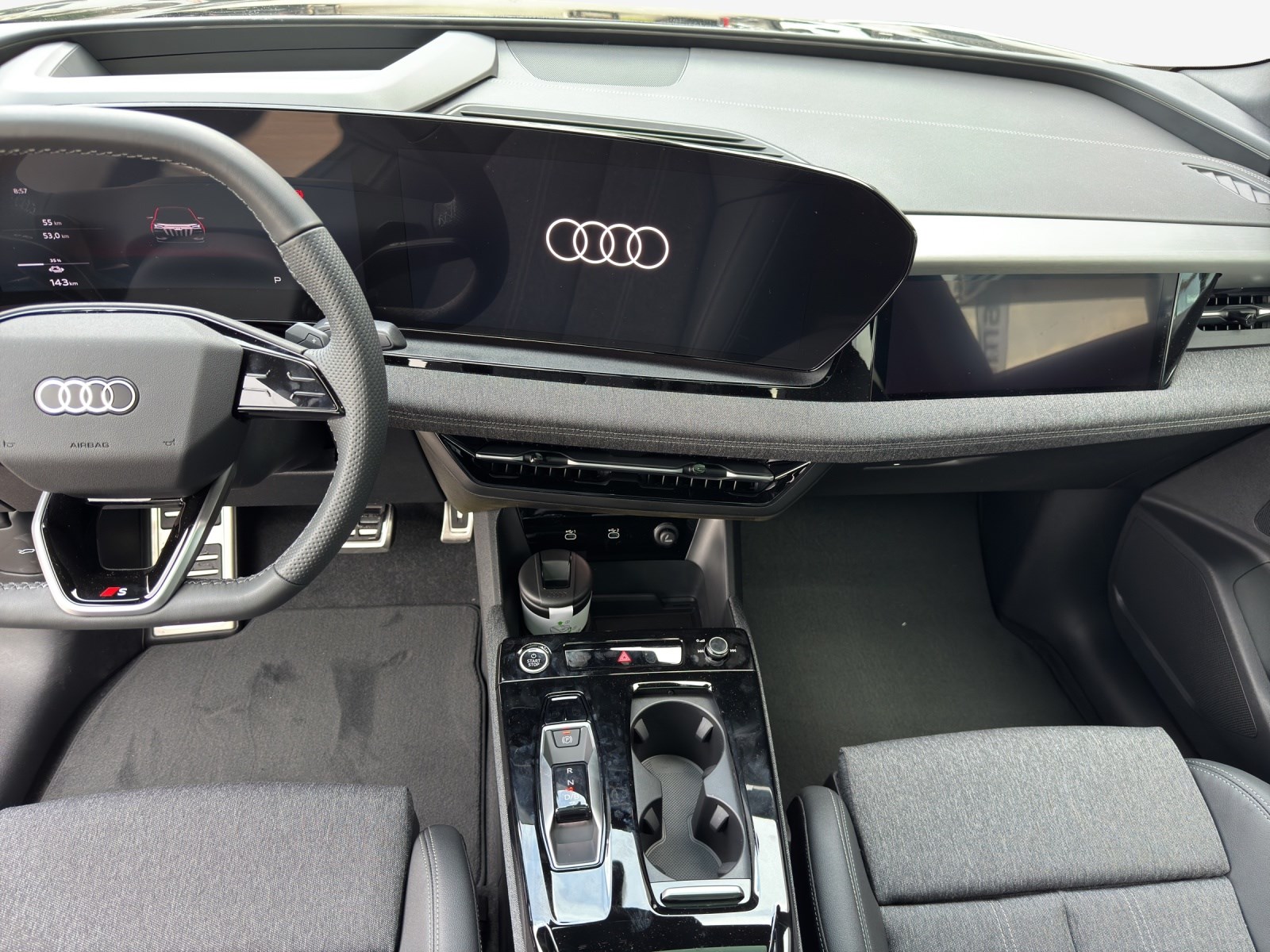 AUDI Q6 Sportback e-tron quattro-image-10