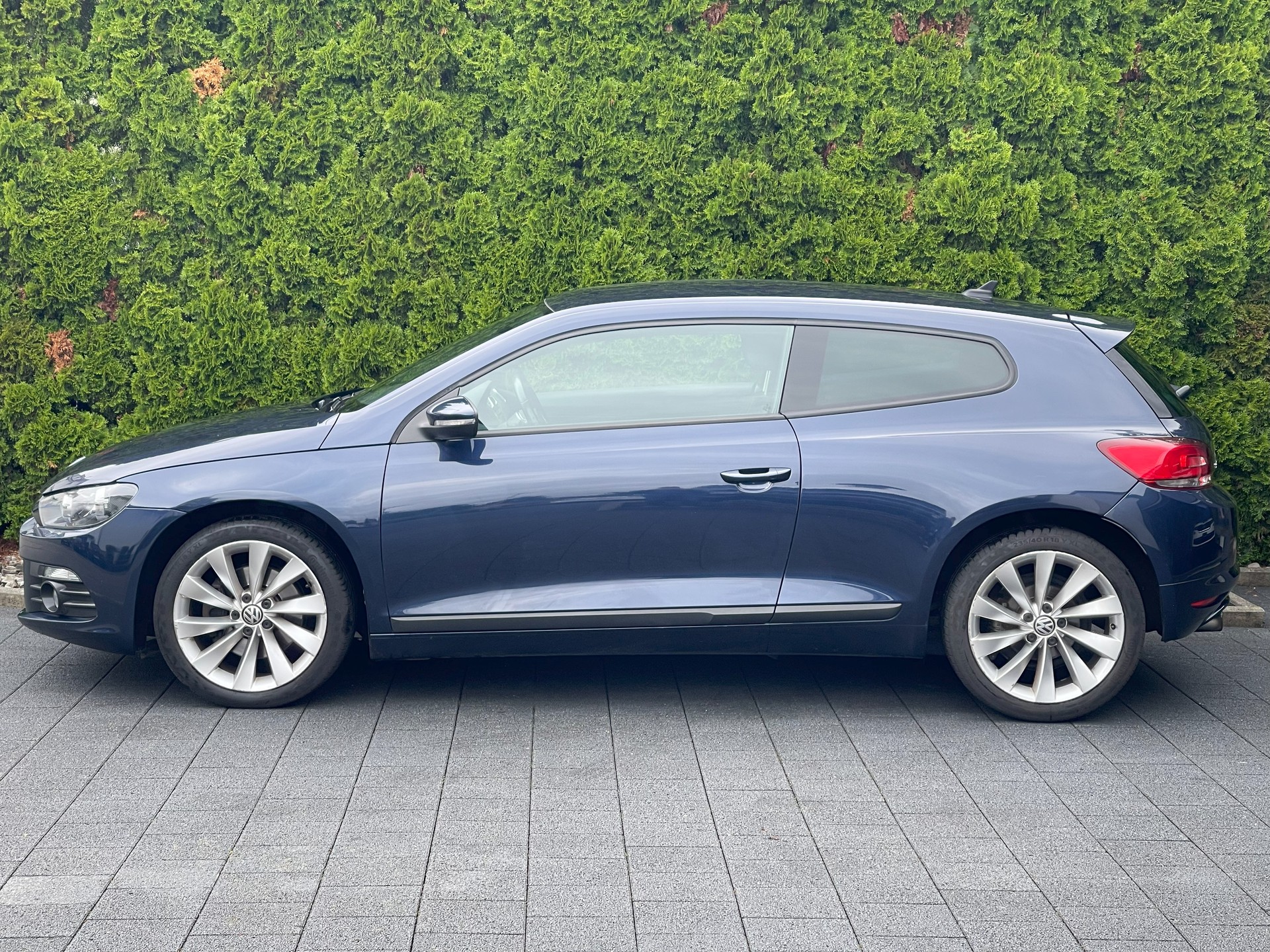 VW Scirocco 2.0 TSI Team DSG-image-5