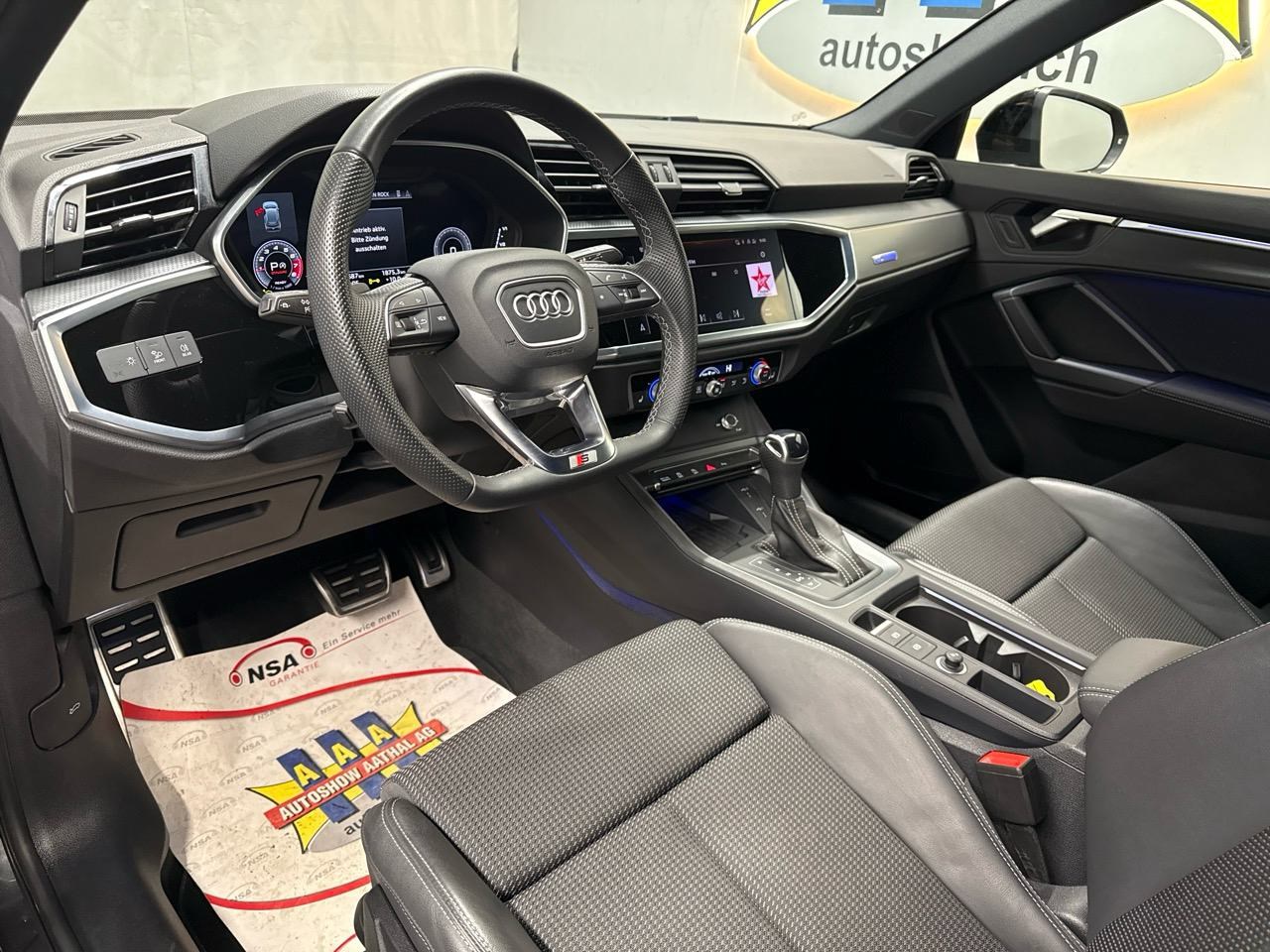 AUDI Q3 35 TFSI S line Black Edition S-tronic-showroom-element-2