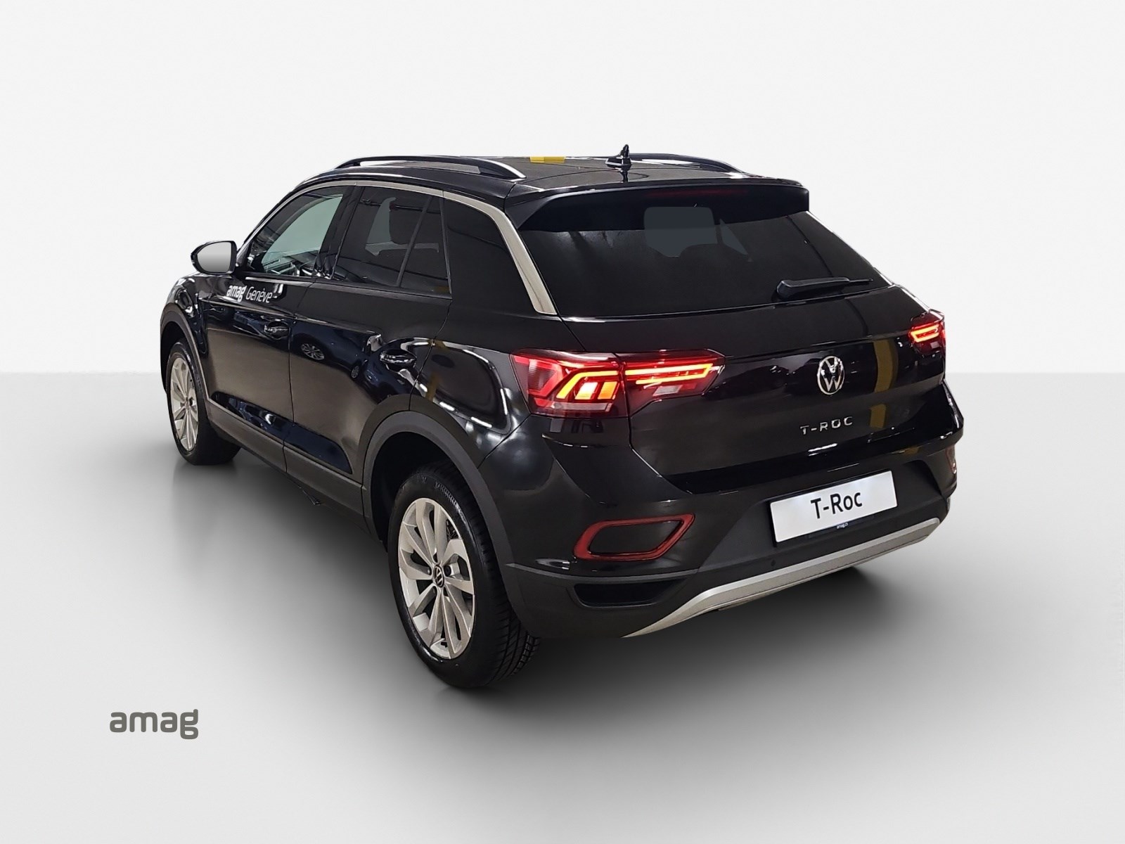 VW T-Roc 1.5 TSI EVO Life United DSG-showroom-element-2