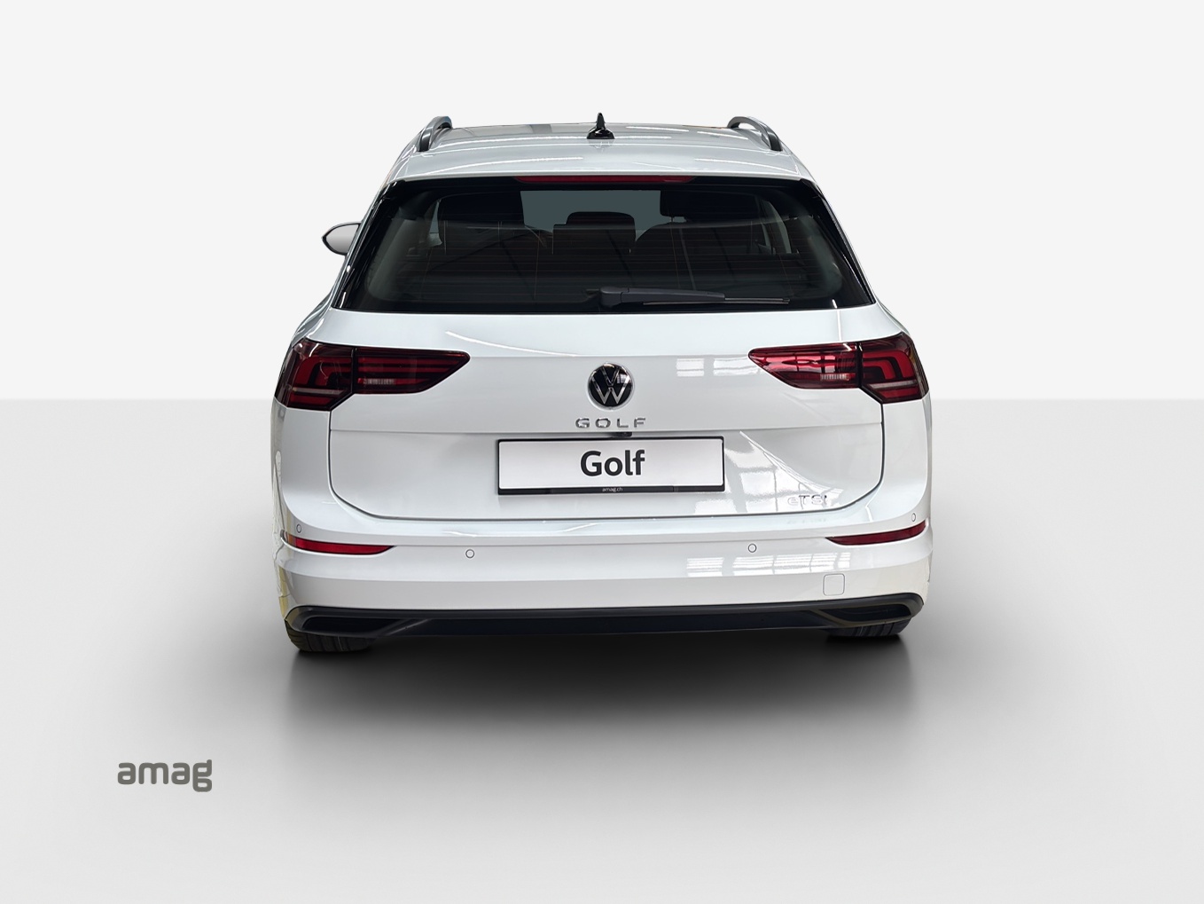 VW Golf Variant 1.5 eTSI mHEV Life-showroom-element-3