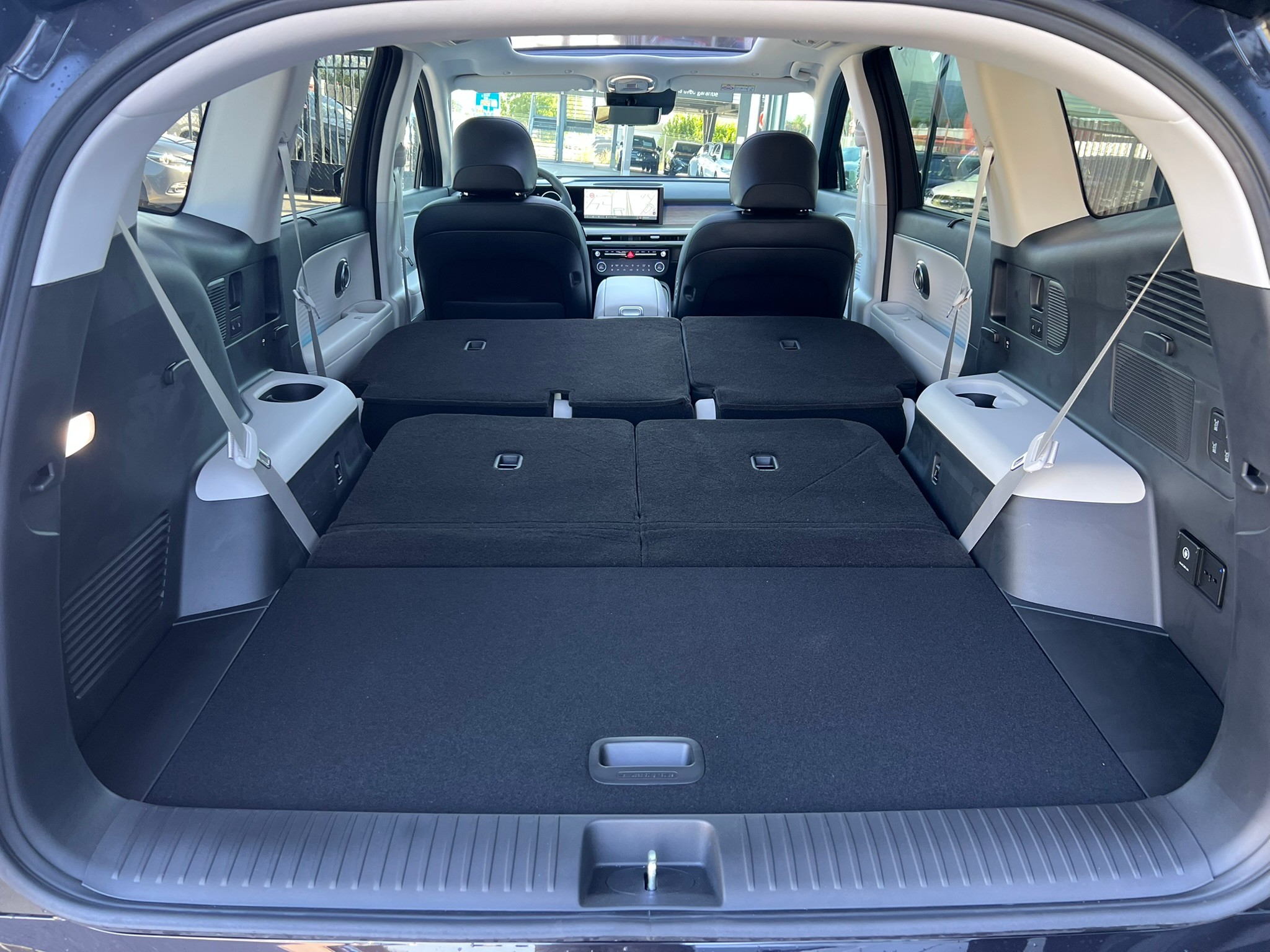 Image HYUNDAI IONIQ Ioniq 9 110kWh Vertex Caligraphy 4WD