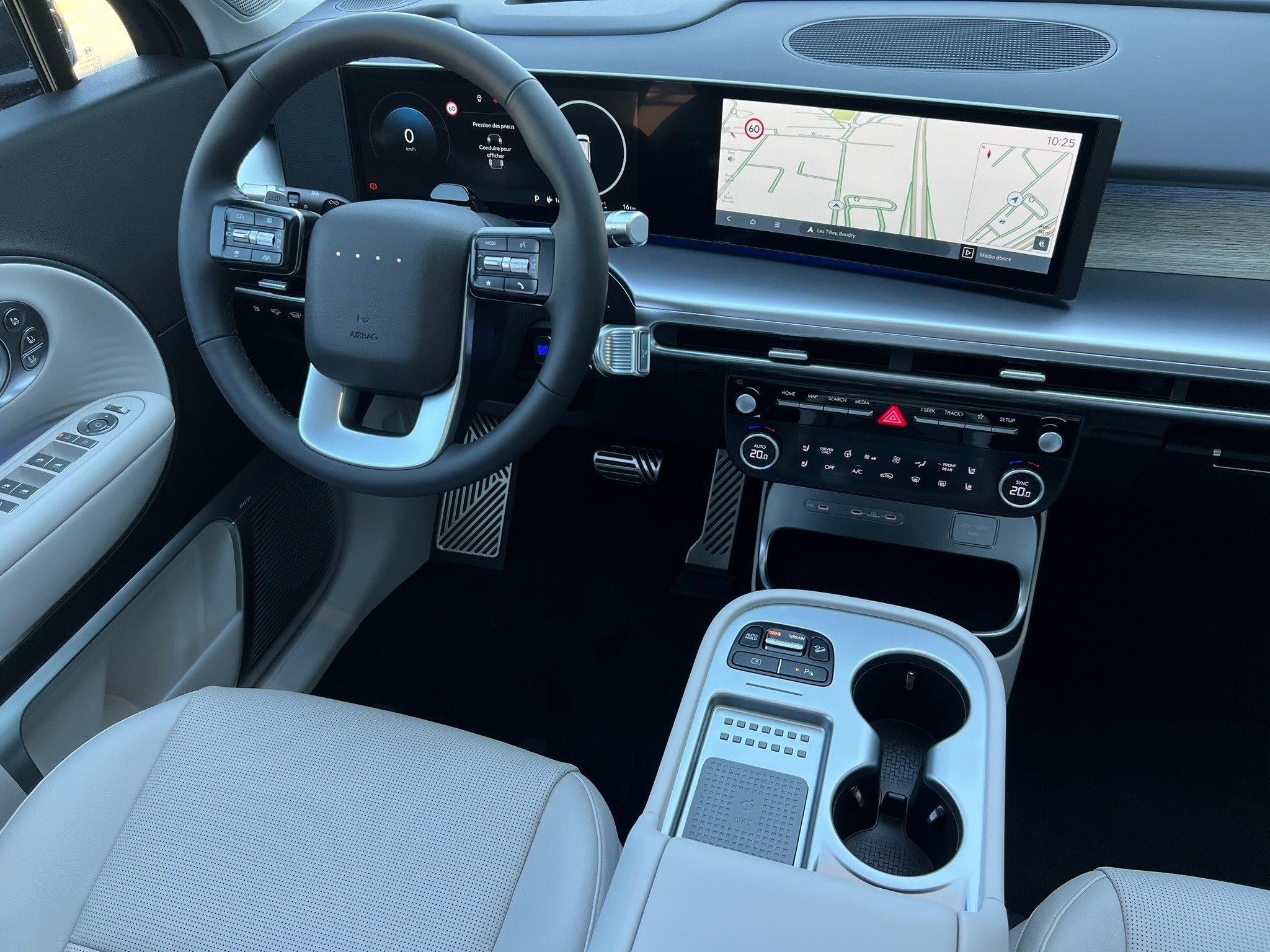 Image HYUNDAI IONIQ Ioniq 9 110kWh Vertex Caligraphy 4WD