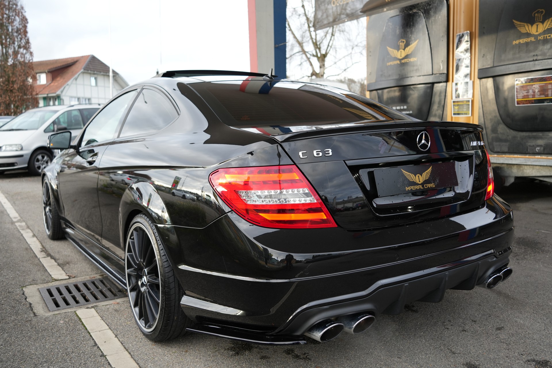 MERCEDES-BENZ C 63 Coupé AMG Speedshift MCT-image-2
