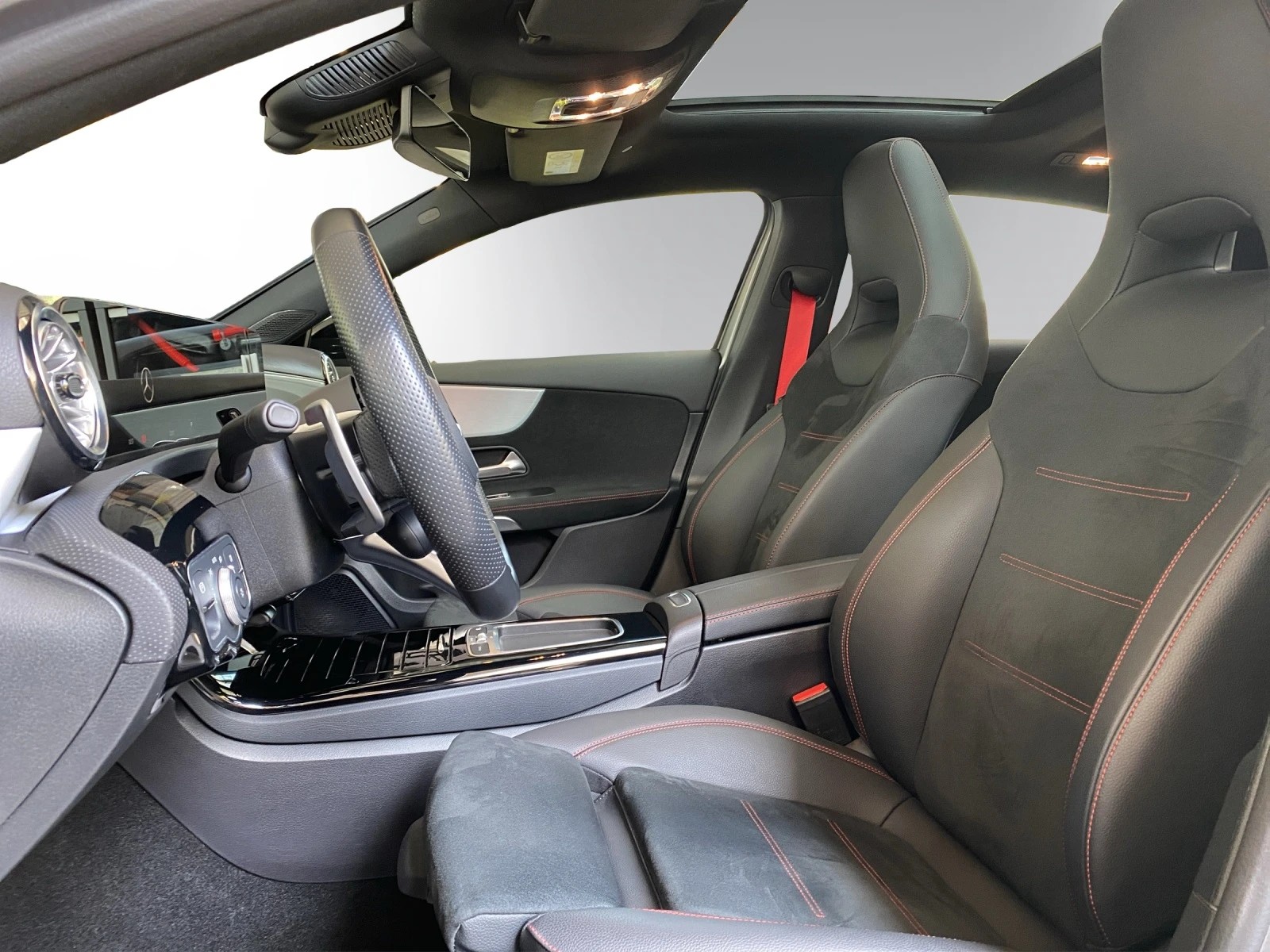 Image MERCEDES-BENZ A-35-AMG A AMG 35 4Matic+ 8G-DCT