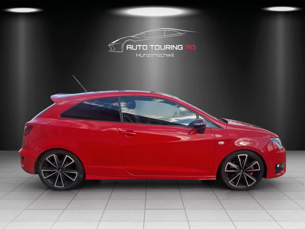 SEAT Ibiza SC 1.4 TSI 180 Cupra DSG-image-1