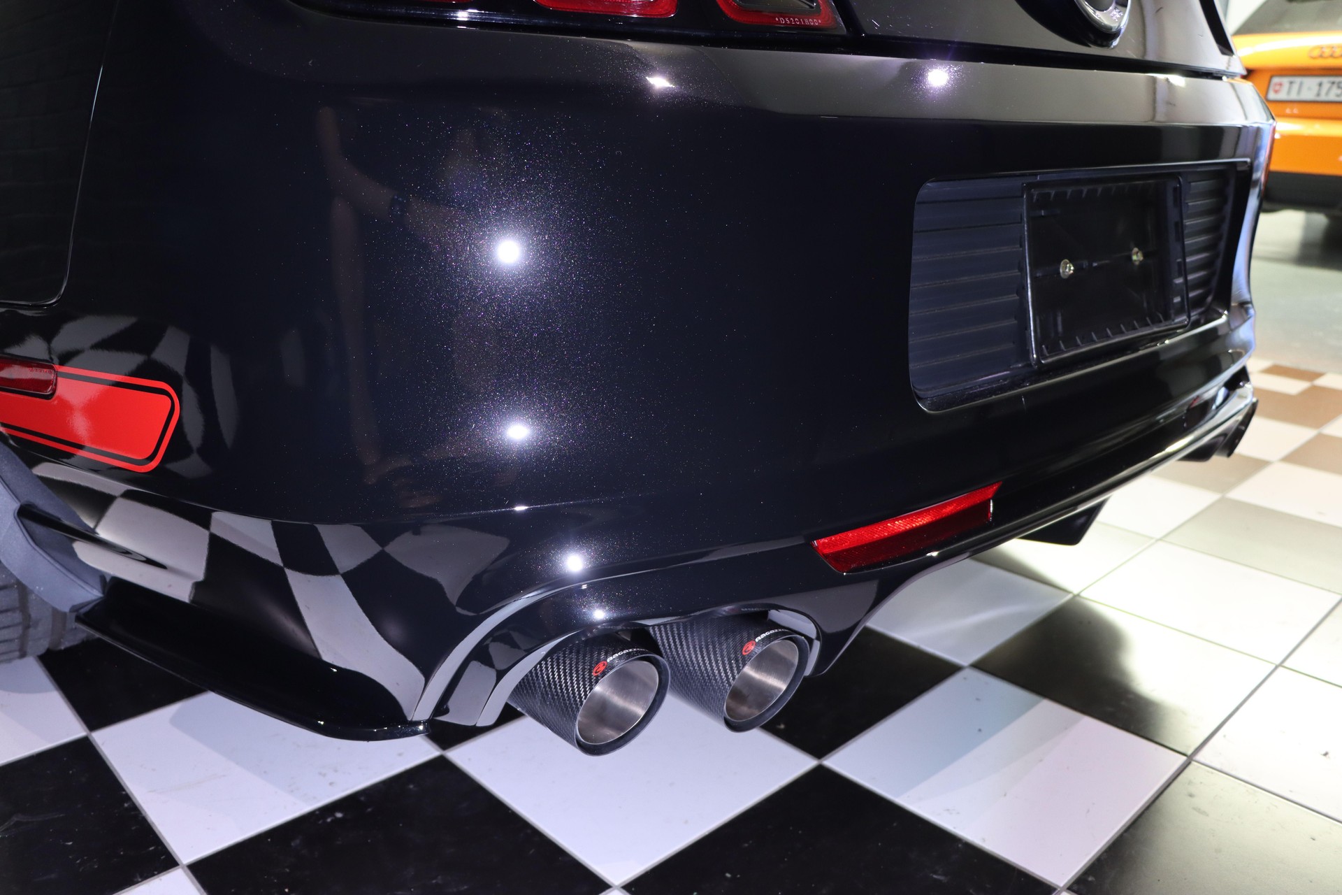 FORD Mustang 5.0 V8 GT-image-13