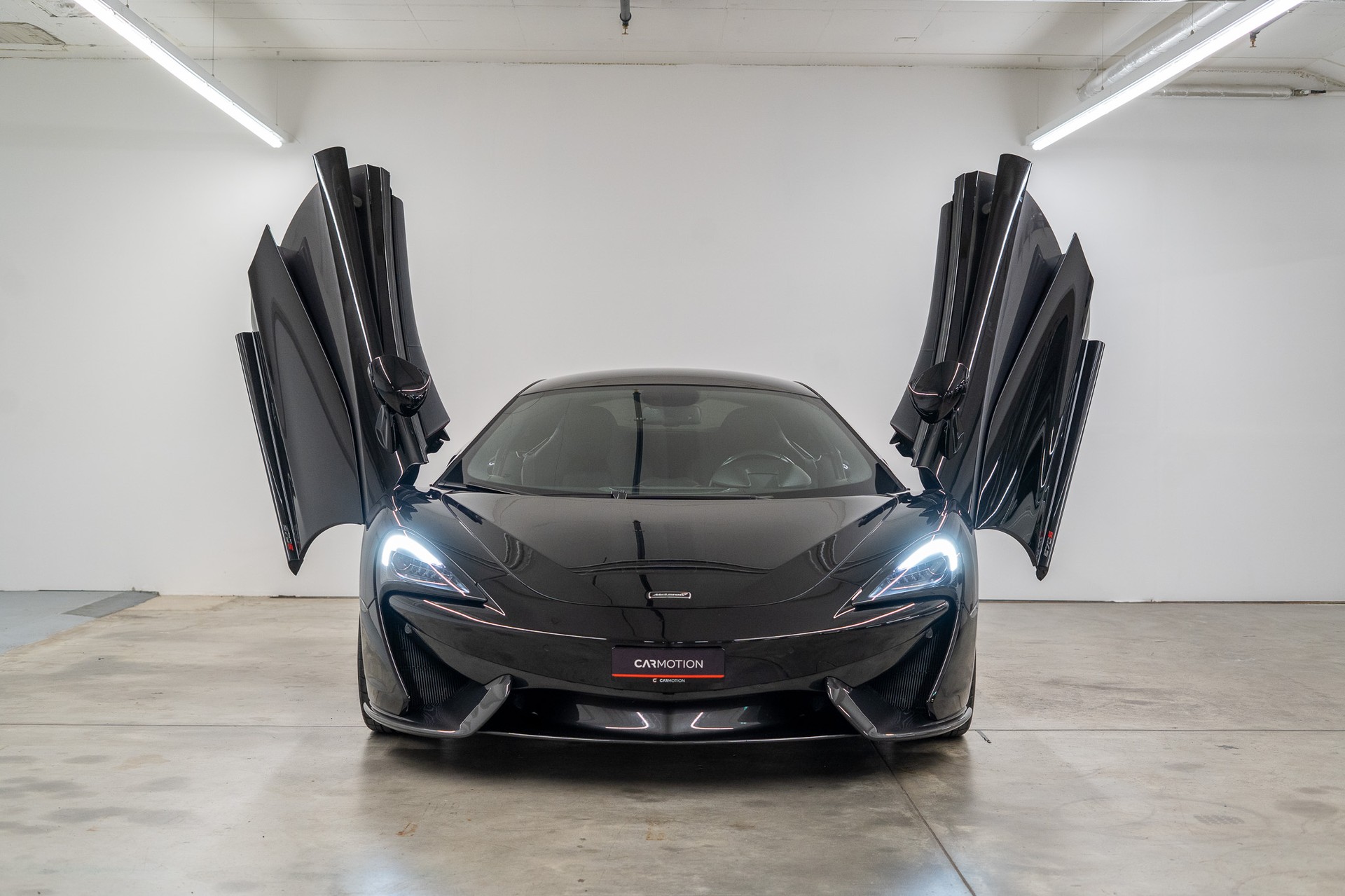 McLAREN 570S Coupé 3.8 V8 SSG-showroom-element-2