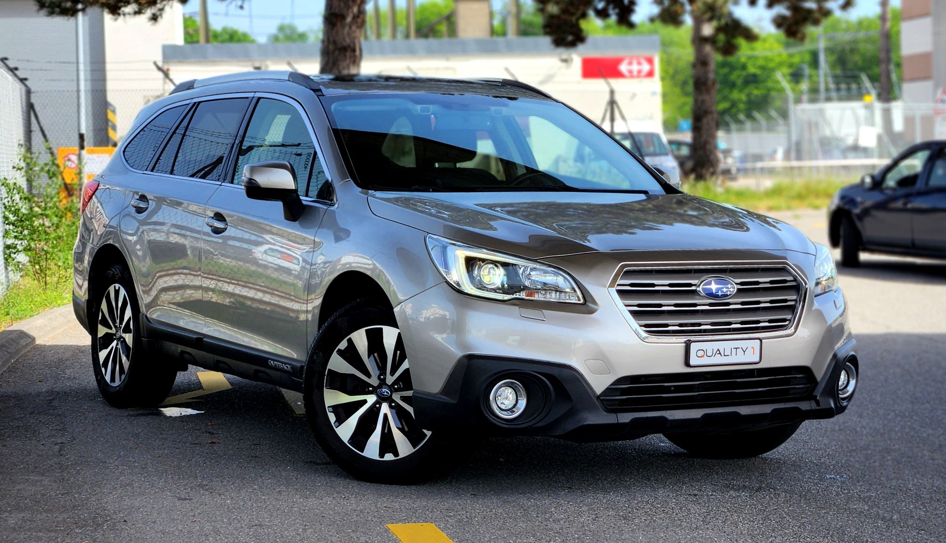 SUBARU Outback 2.0D Limited AWD Lineartronic
