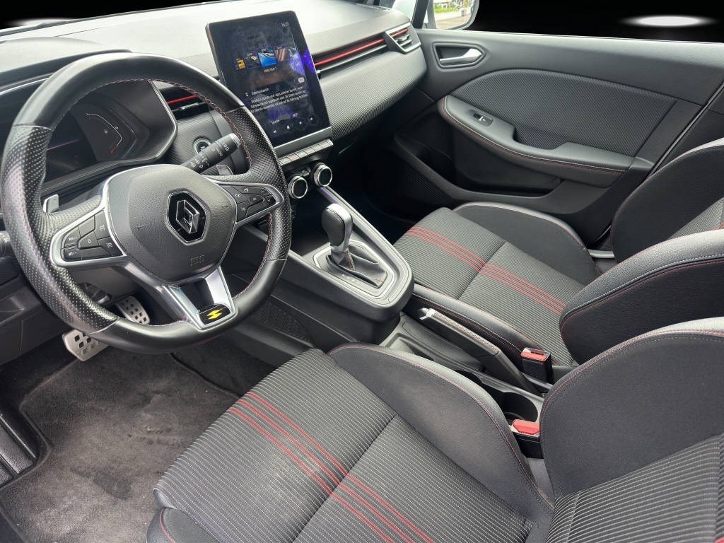 RENAULT Clio 1.3 TCe R.S. Line EDC-image-8