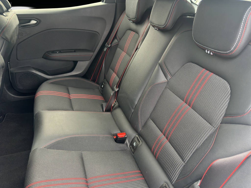RENAULT Clio 1.3 TCe R.S. Line EDC-image-9
