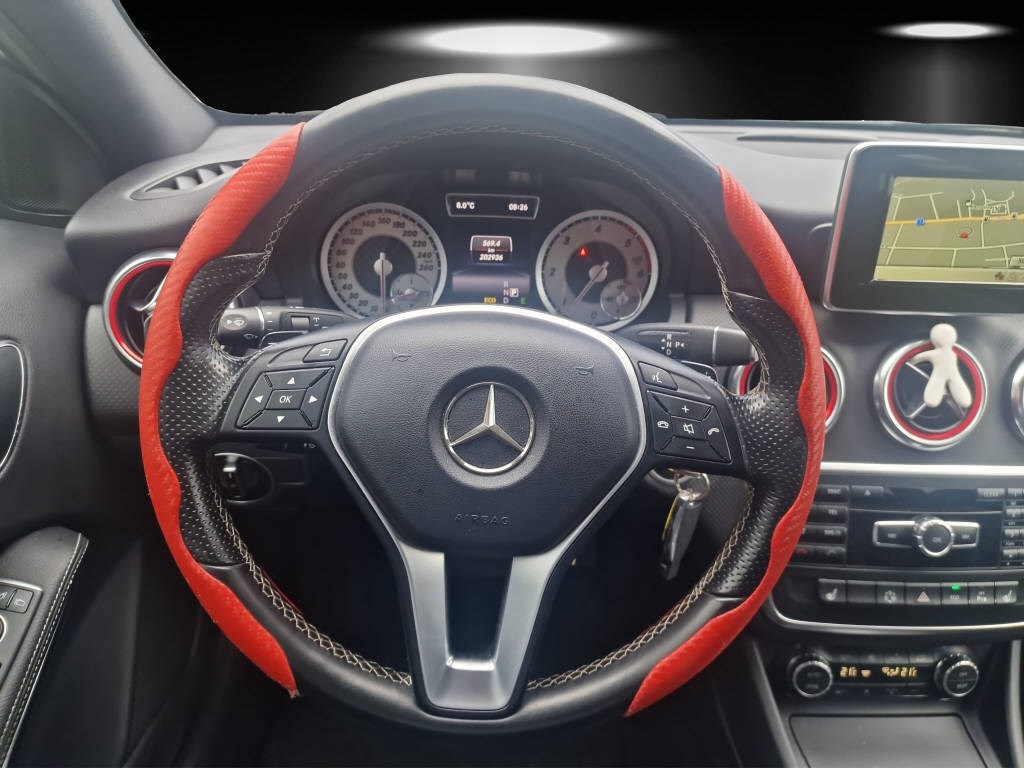 MERCEDES-BENZ A 220 CDI Urban 4m-image-13