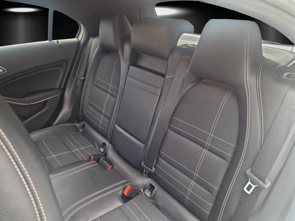 MERCEDES-BENZ A 220 CDI Urban 4m-image-9