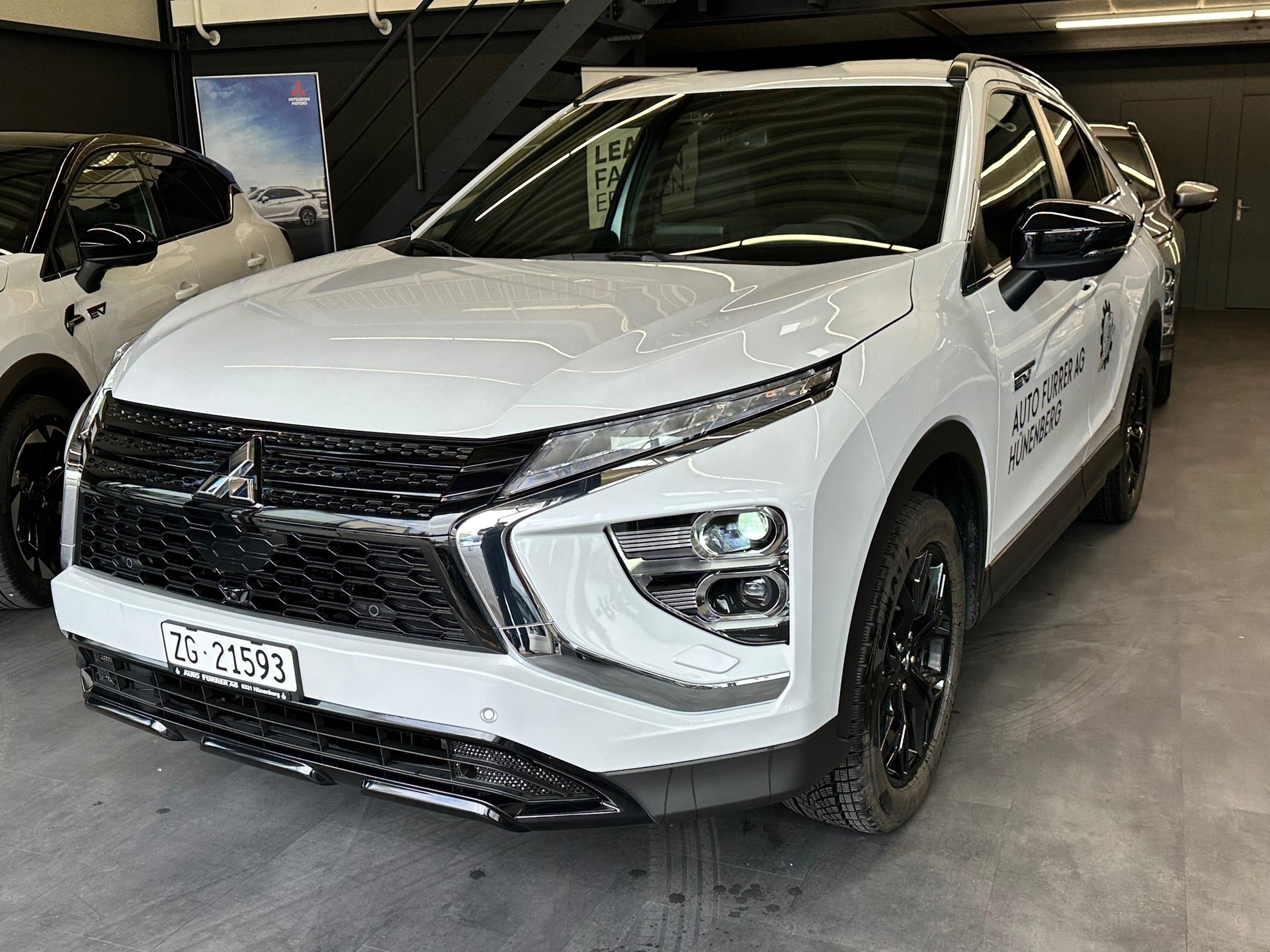 MITSUBISHI Eclipse Cross 2.4 PHEV Blackline 4x4