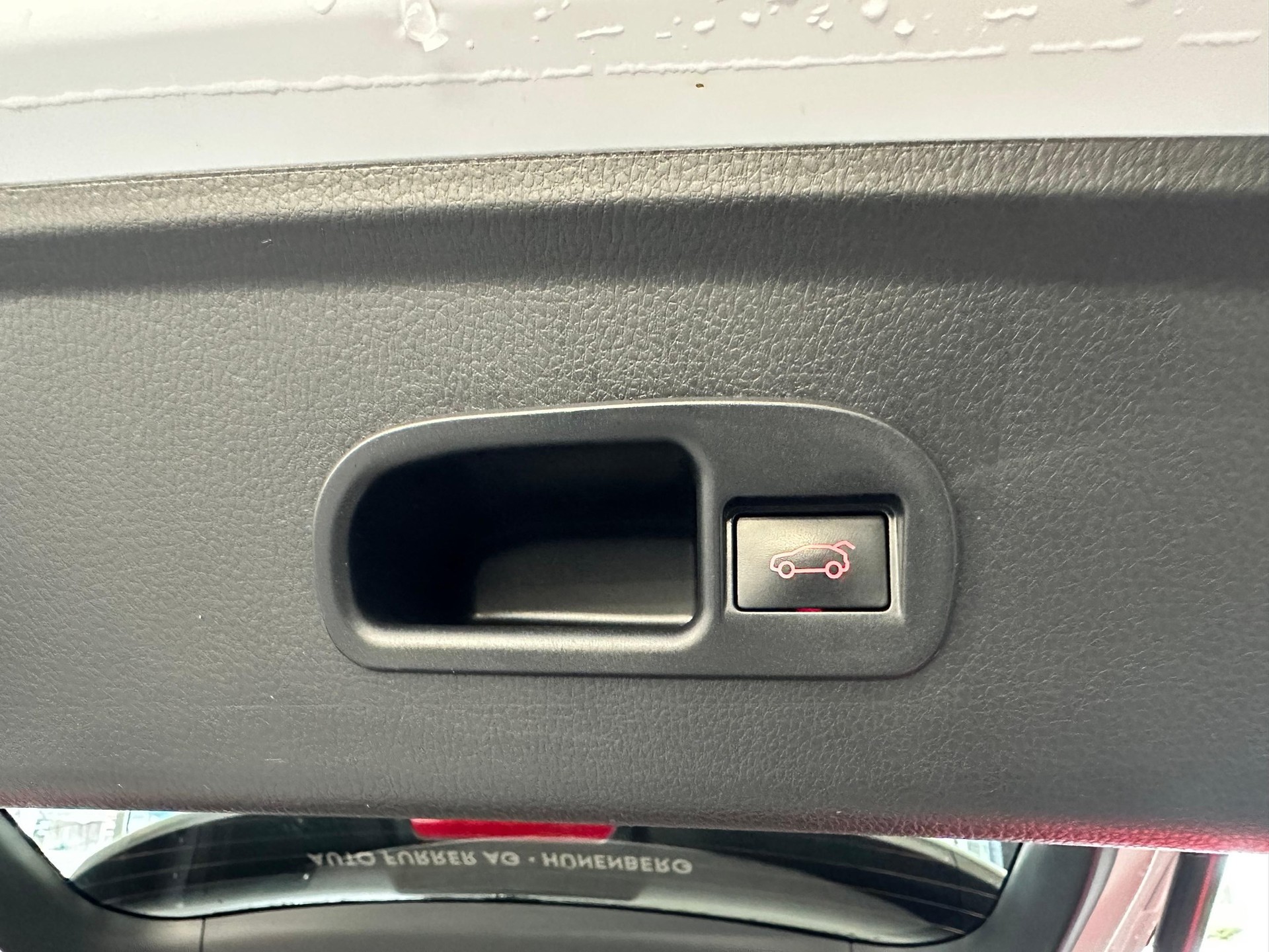 MITSUBISHI Eclipse Cross 2.4 PHEV Blackline 4x4-image-13