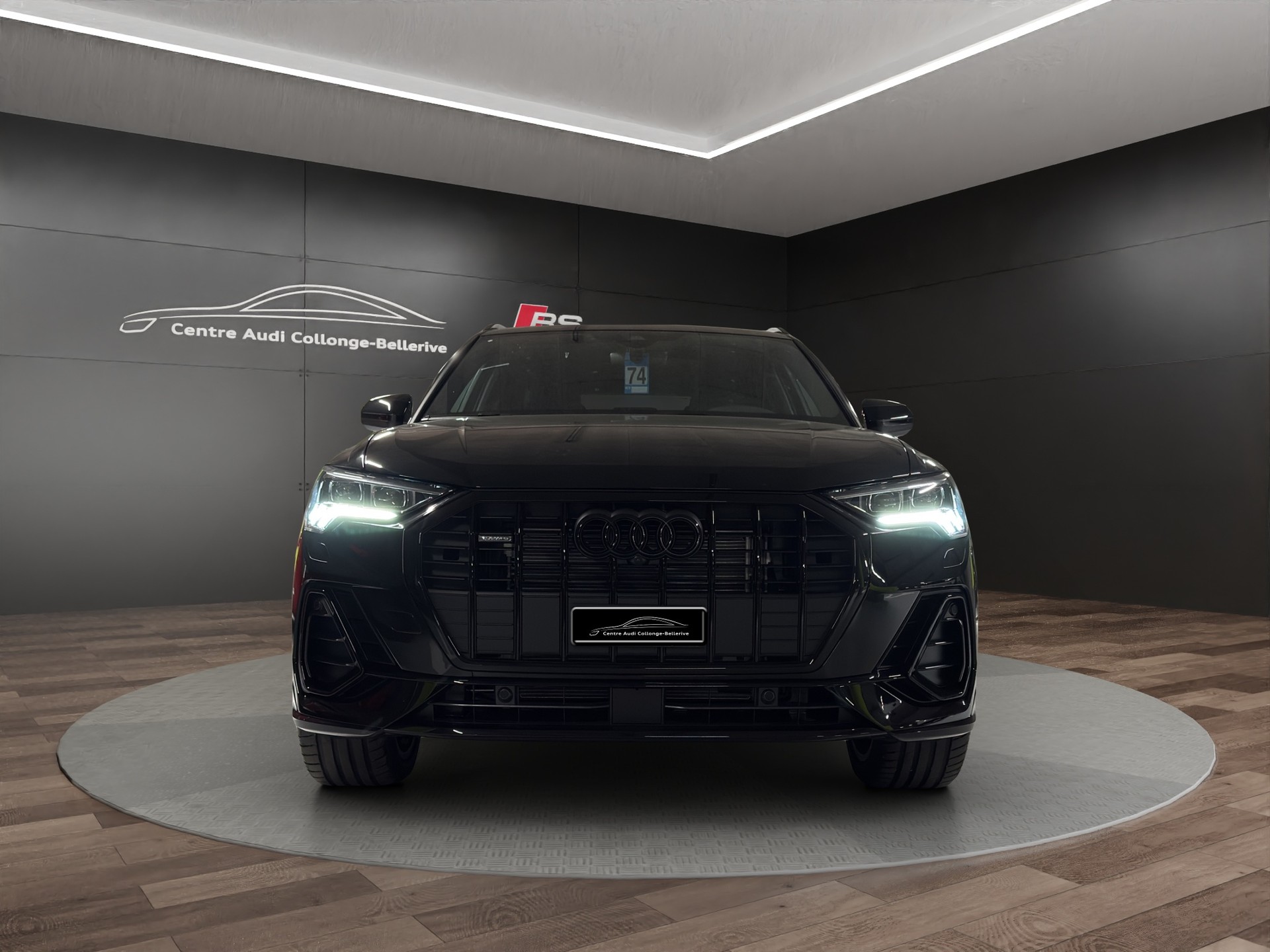 AUDI Q3 40 TFSI S line quattro S-tronic-showroom-element-1