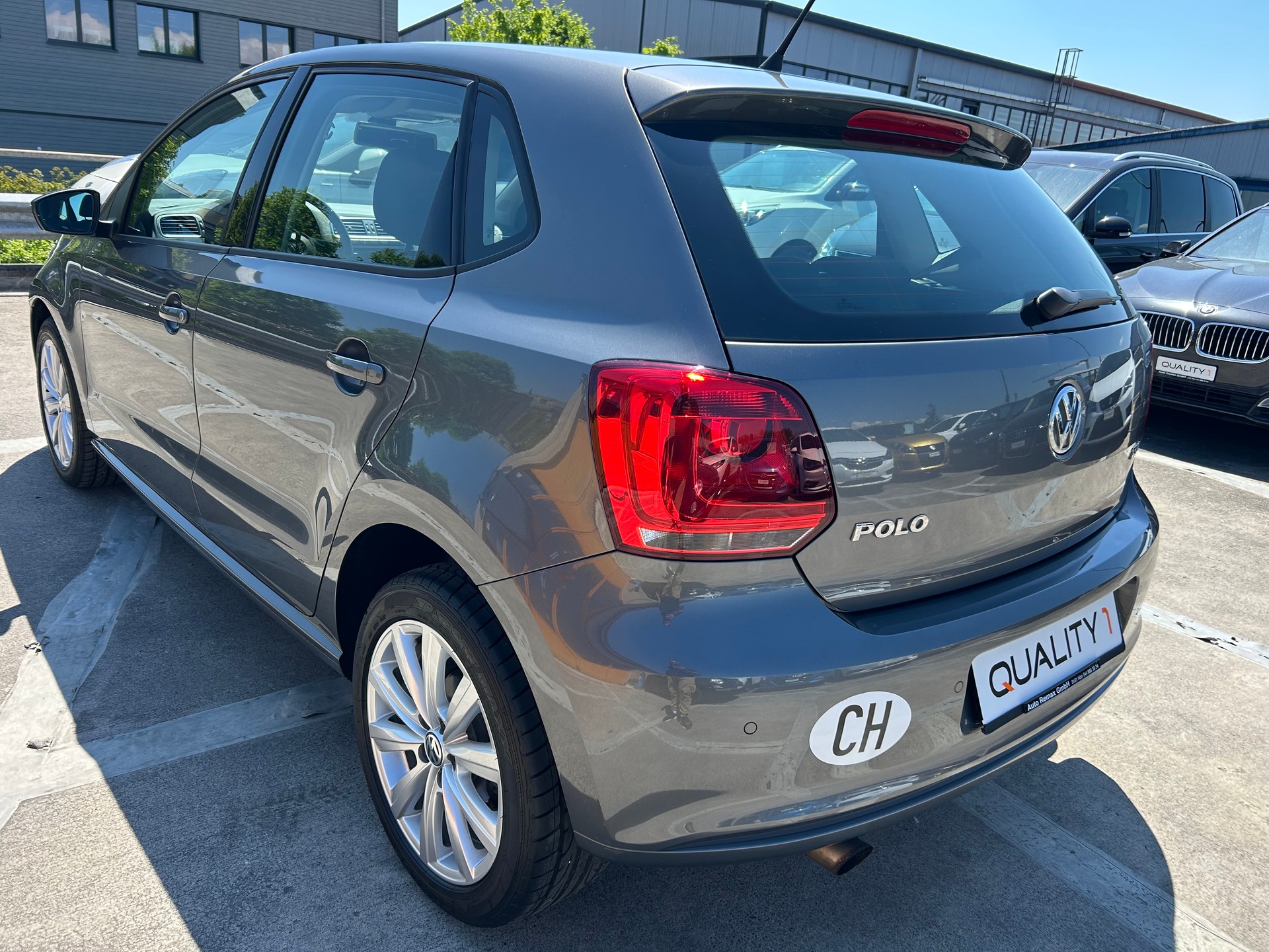 VW Polo 1.2 TSI Highline-showroom-element-2