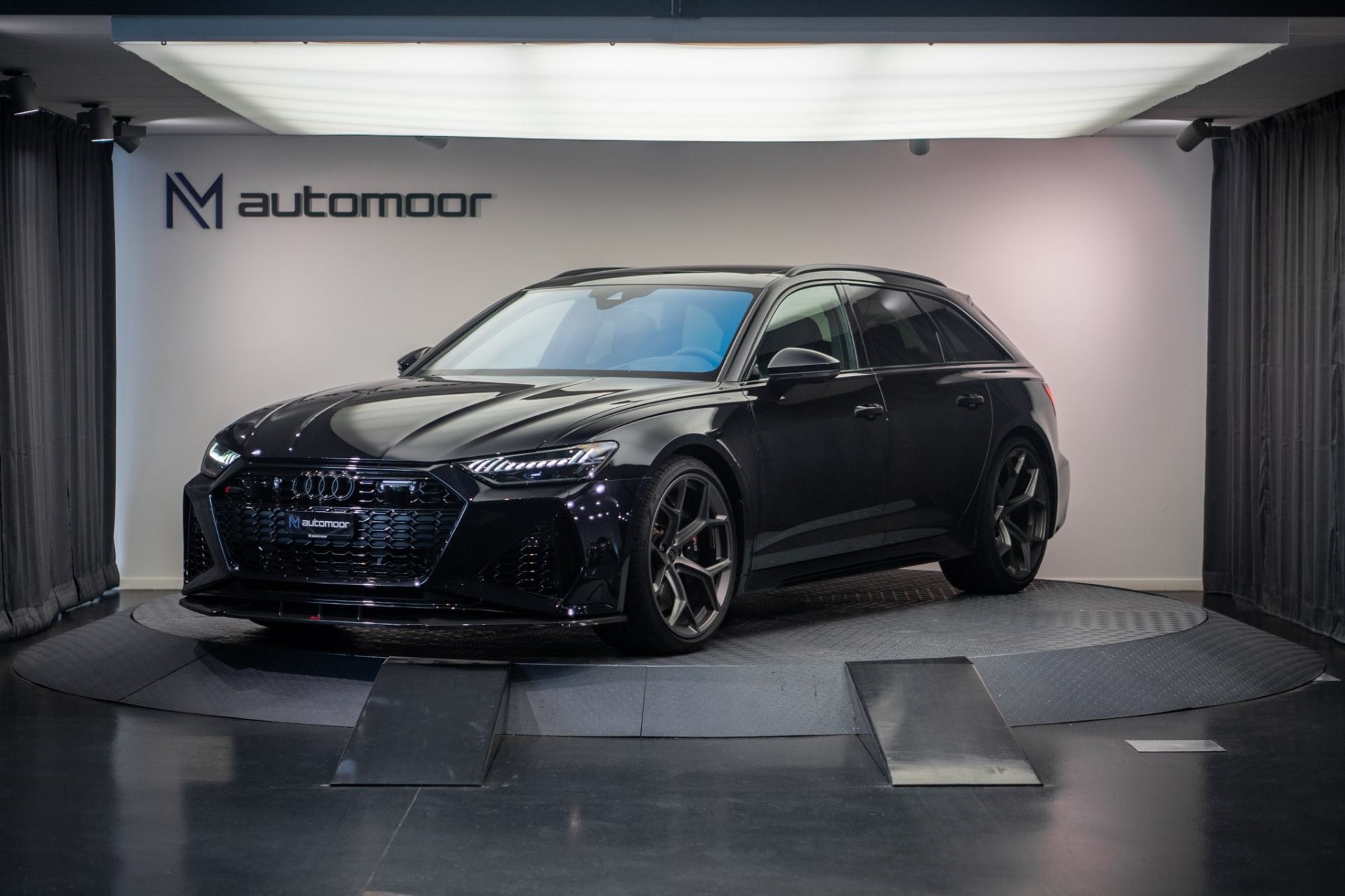 AUDI RS6 Avant 4.0 TFSI V8 Performance quattro *Urban Carbonteile* *B&O 3D* *Alcantara*