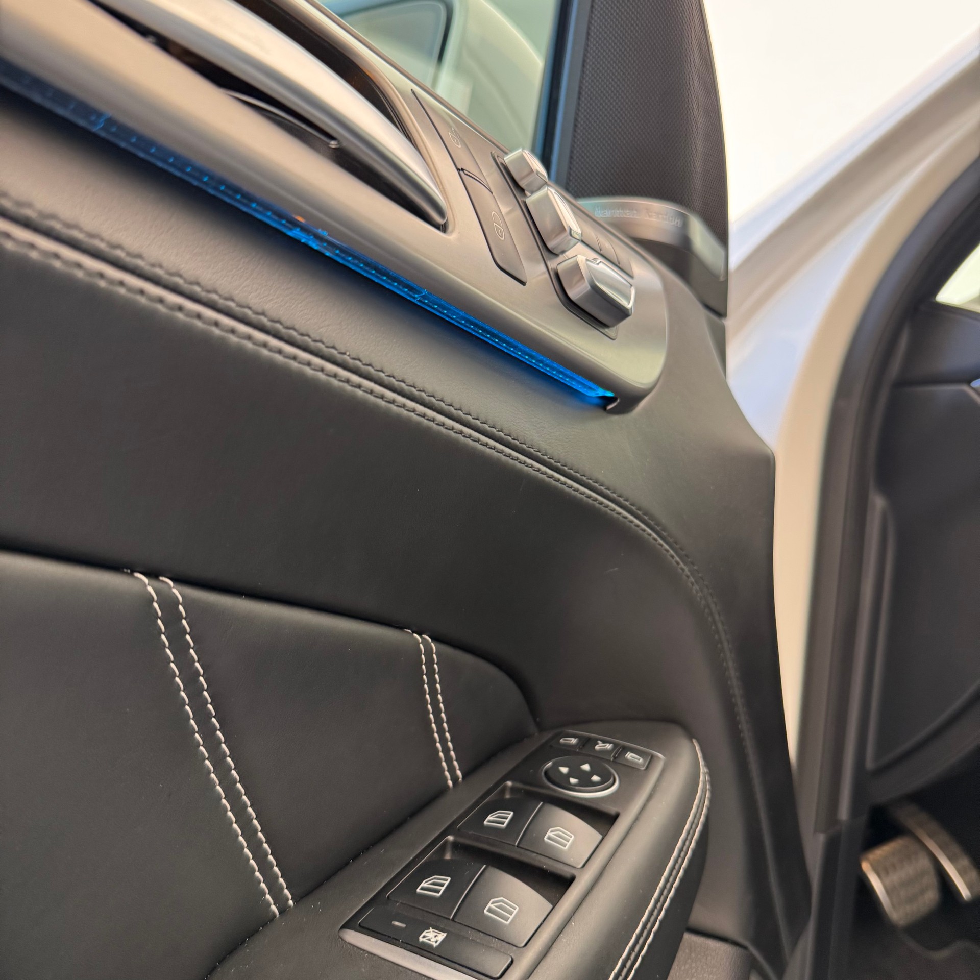 MERCEDES-BENZ GLE Coupé 63 S AMG 4Matic Speedshift-image-7