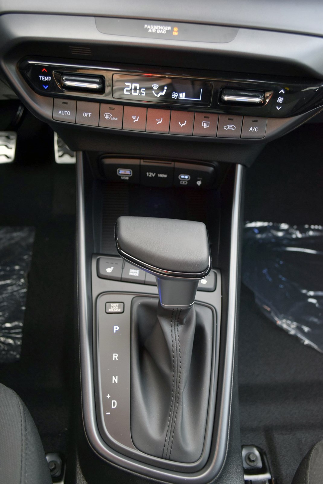 HYUNDAI Bayon 1.0 T-GDi Amplia-image-9