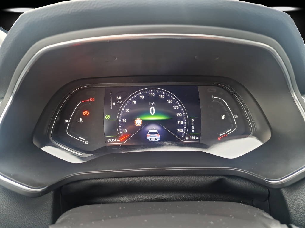 RENAULT Captur 1.3 TCe 140 Intens EDC-image-13