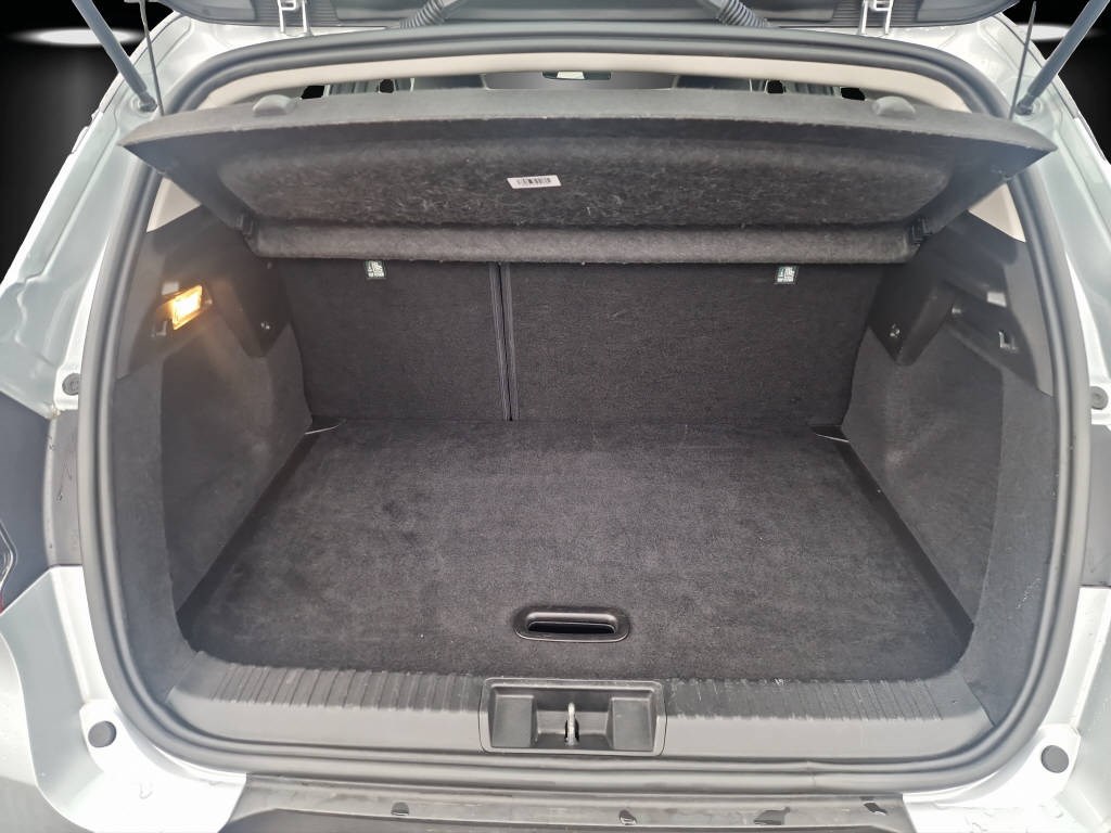 RENAULT Captur 1.3 TCe 140 Intens EDC-image-14