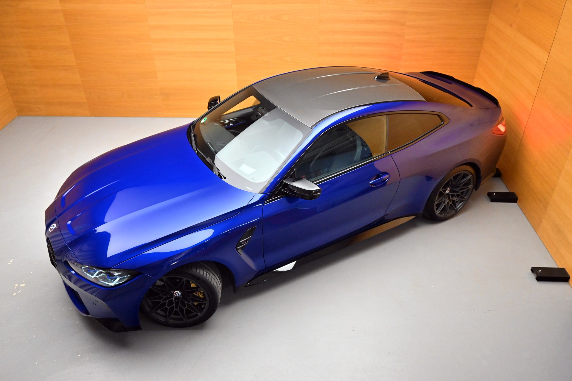 BMW M4 Coupé Competition M xDrive *50 Jahre Edition*-showroom-element-1