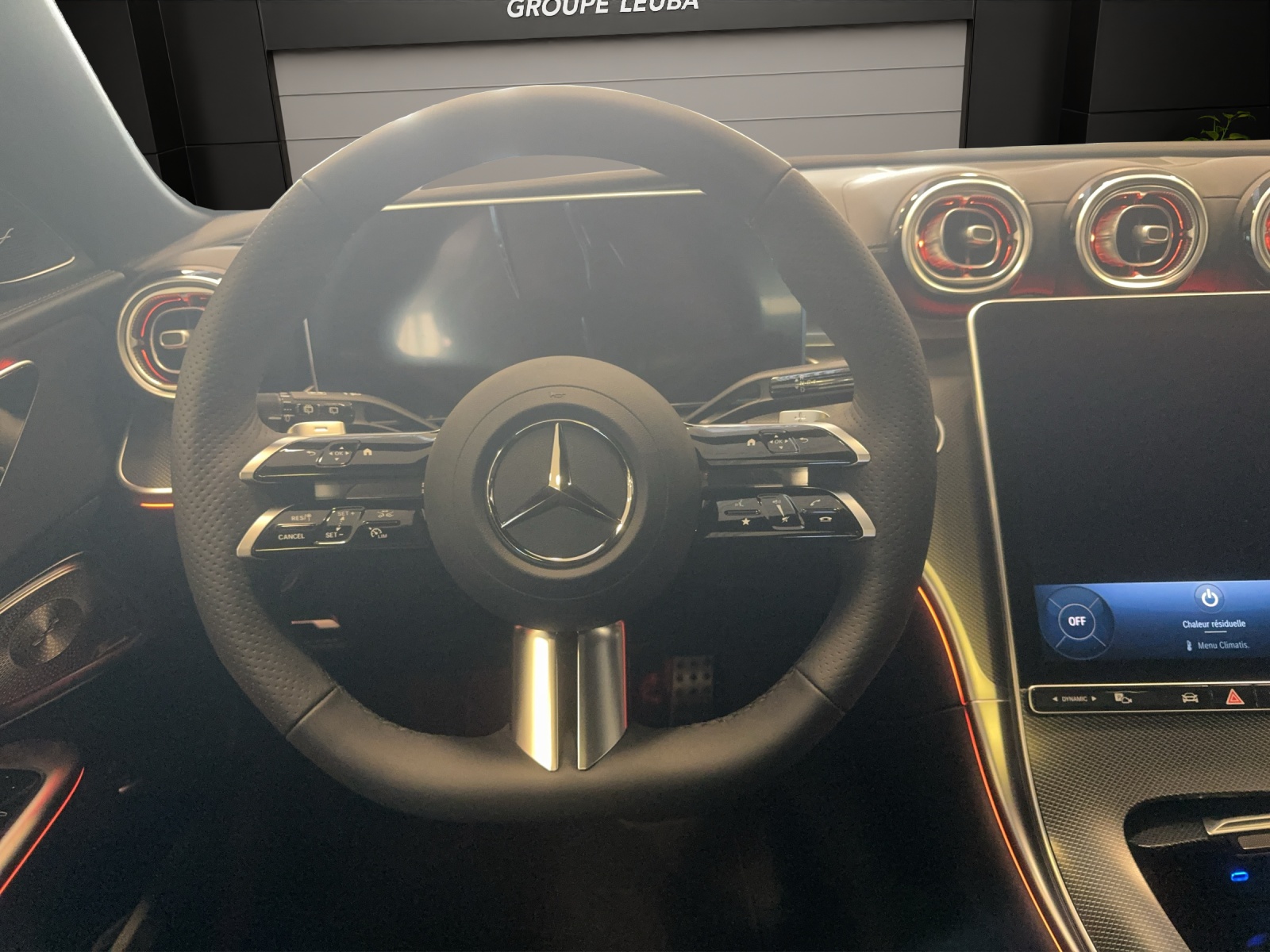 Image MERCEDES-BENZ C-220 C 220 d T 4 M Swiss Star