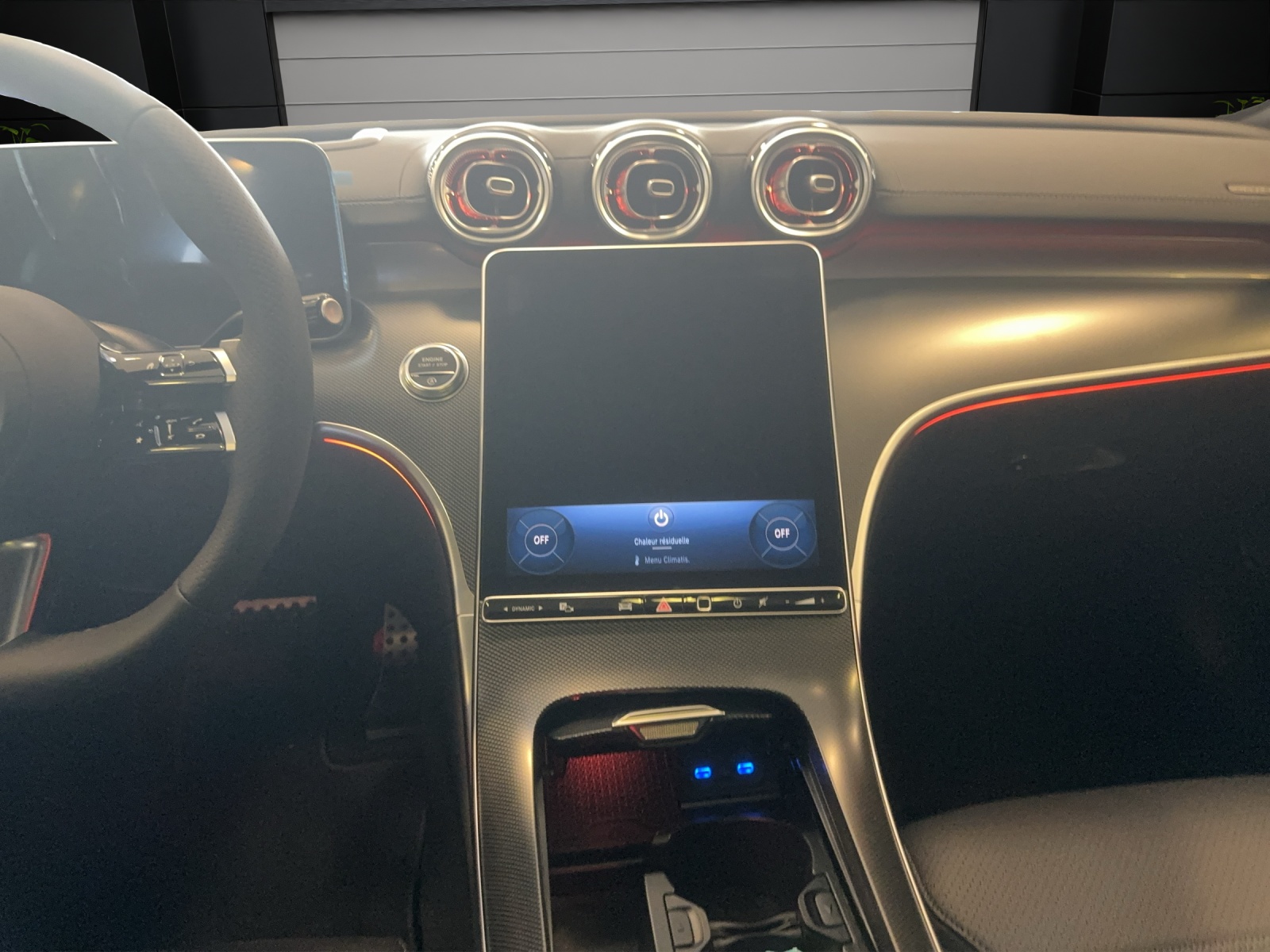 Image MERCEDES-BENZ C-220 C 220 d T 4 M Swiss Star