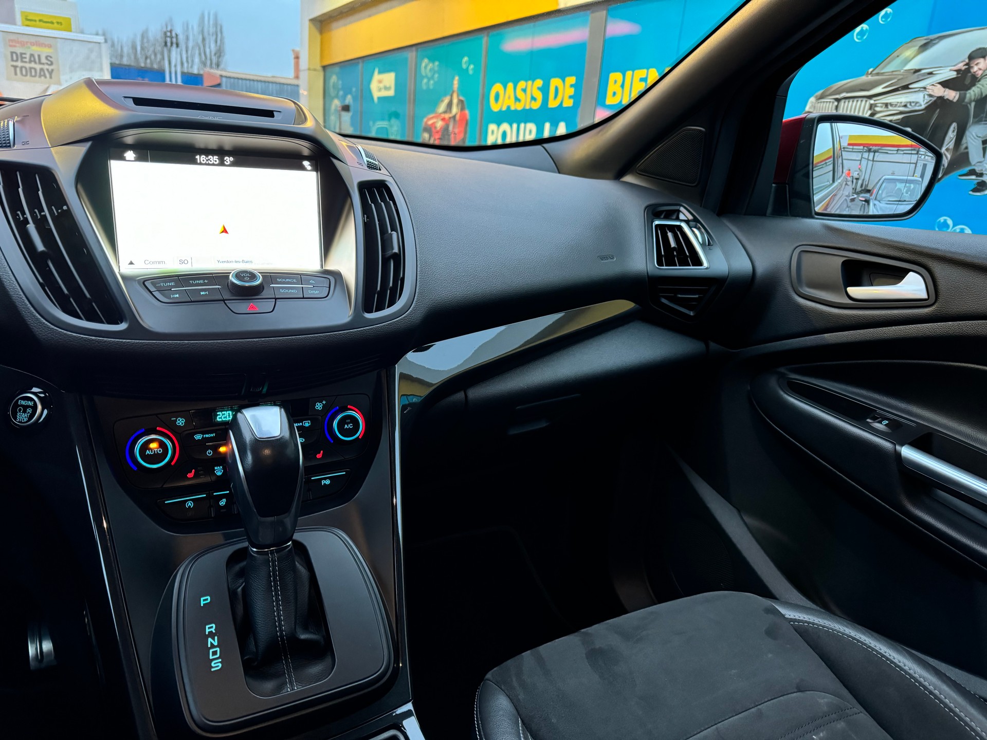 FORD Kuga 2.0 TDCi ST Line 4WD PowerShift-image-9