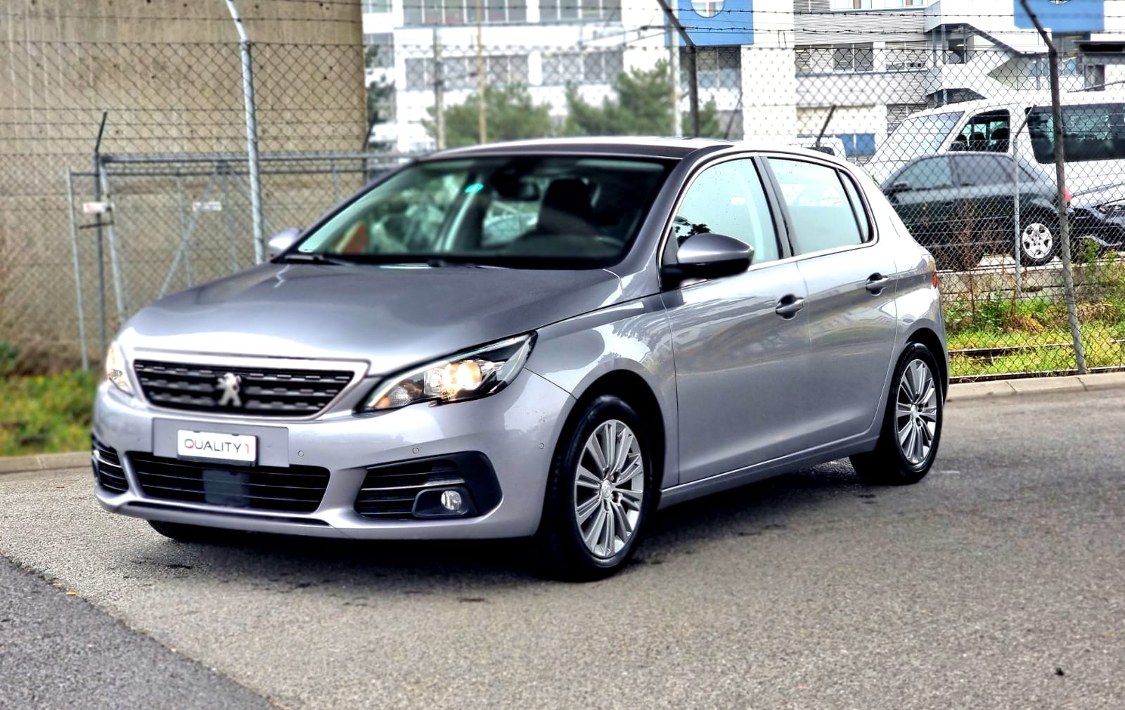 PEUGEOT 308 1.2 Pure Tech Style-showroom-element-2
