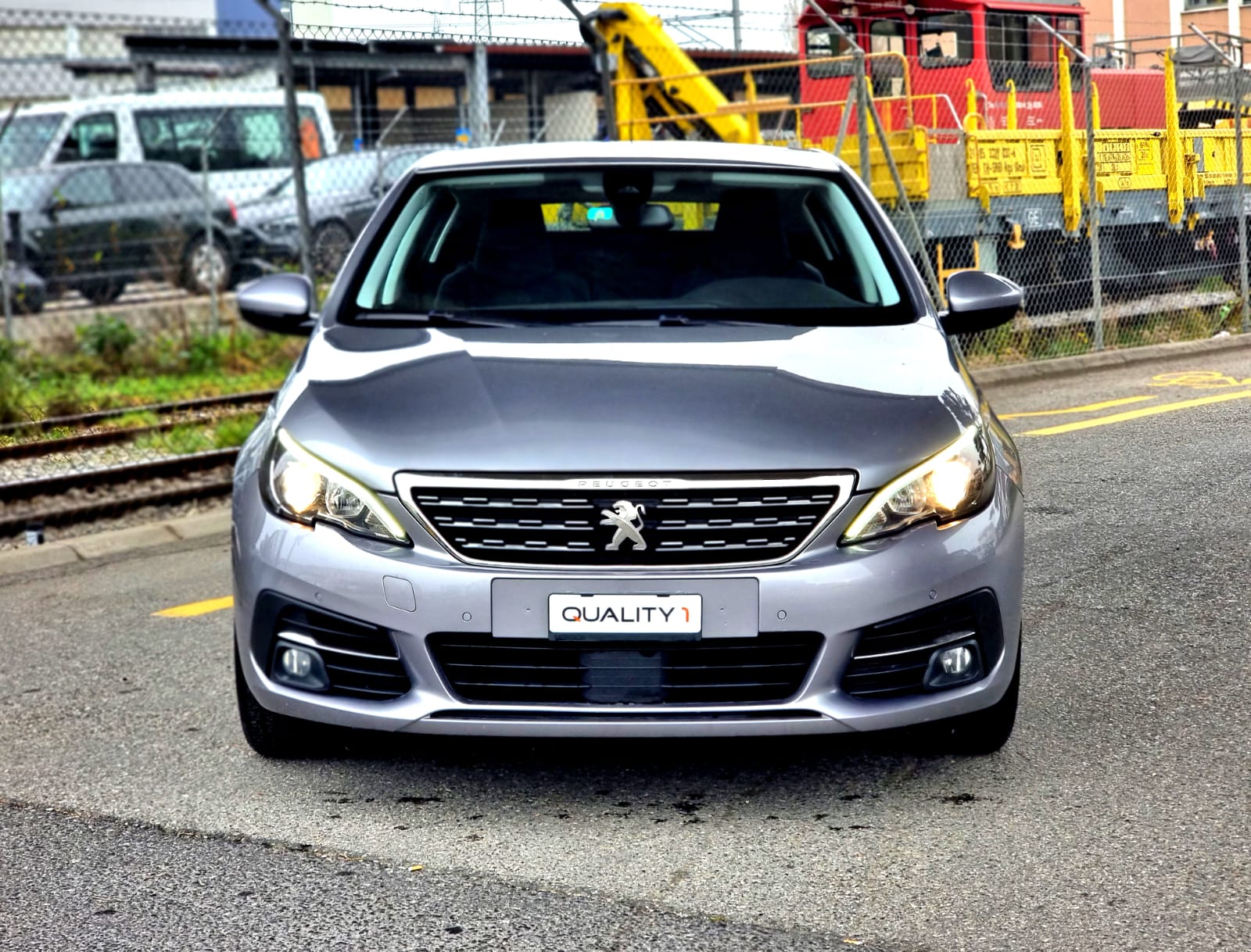 PEUGEOT 308 1.2 Pure Tech Style-showroom-element-1