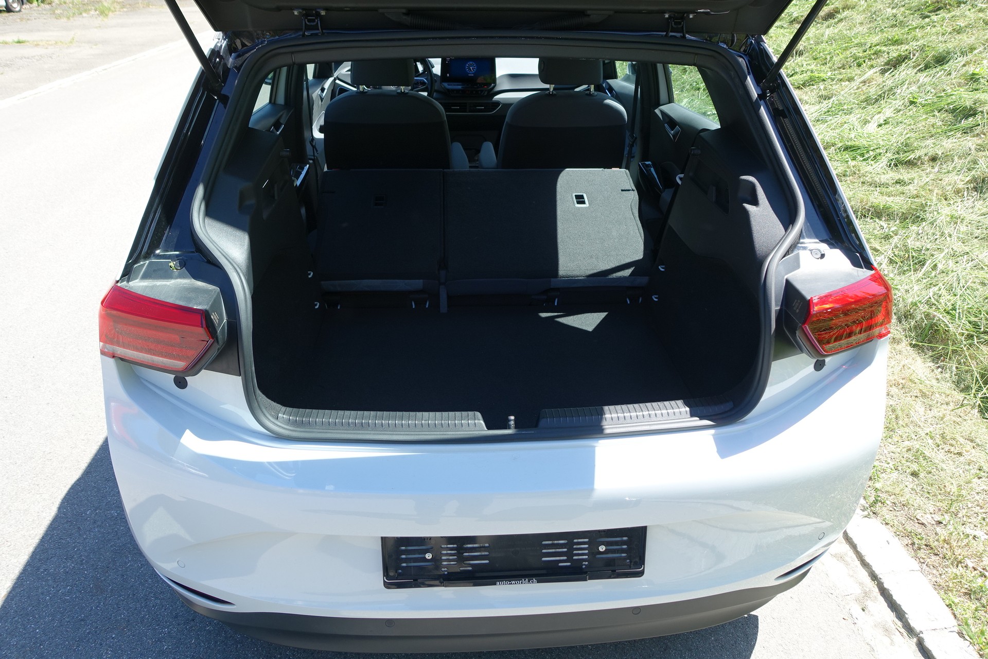 VW ID.3 Pro Performance 58 kWh Life VW ID.3 Pro Performance 58 kWh Life Model 3 inkl. Batterie-Zertifikat-image-6