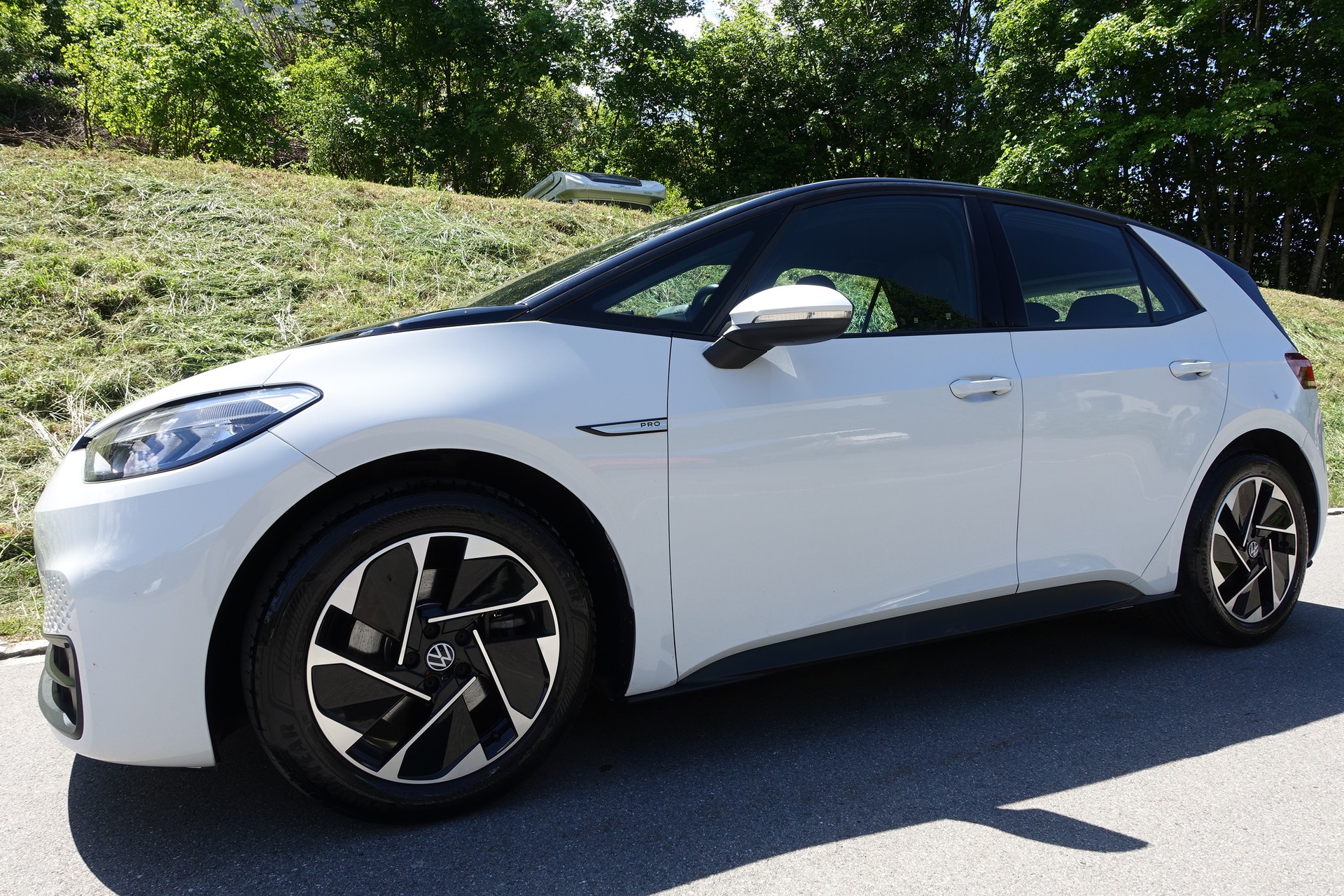 VW ID.3 Pro Performance 58 kWh Life VW ID.3 Pro Performance 58 kWh Life Model 3 inkl. Batterie-Zertifikat-image-1