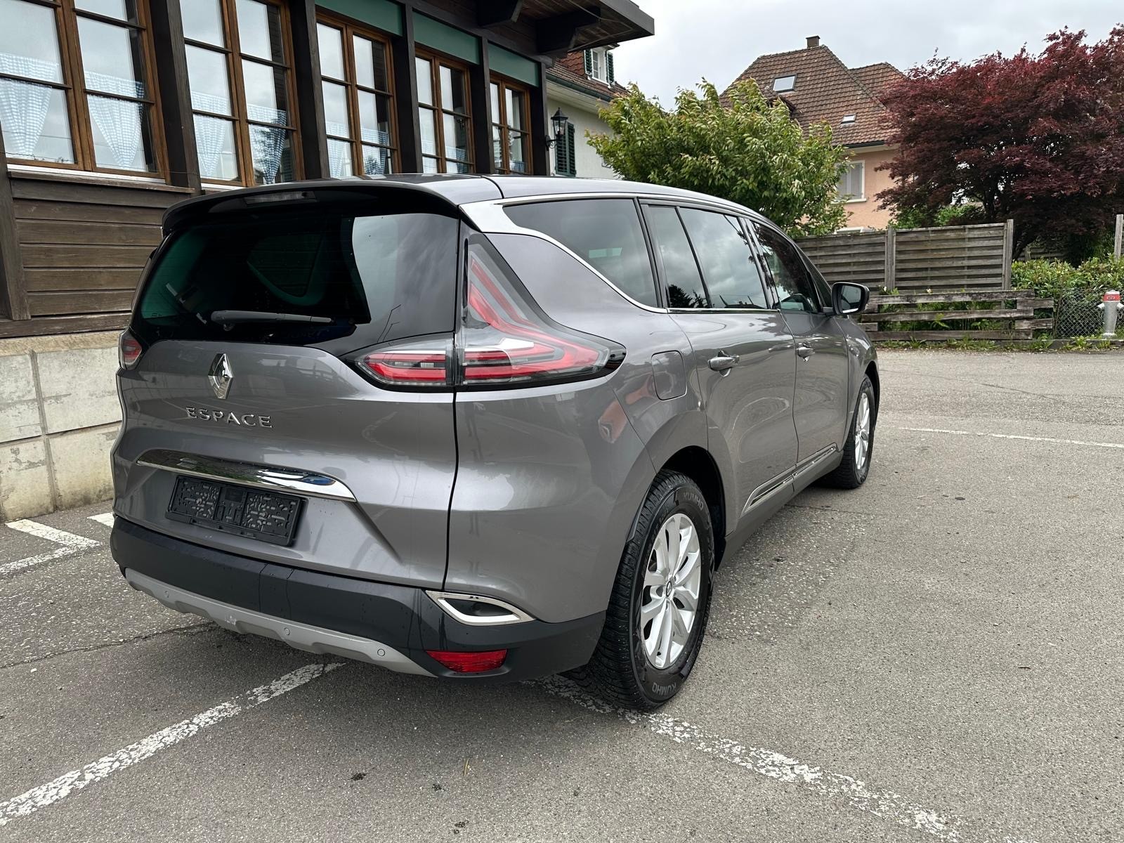 RENAULT Espace 1.6 dCi Initiale Paris EDC-showroom-element-2