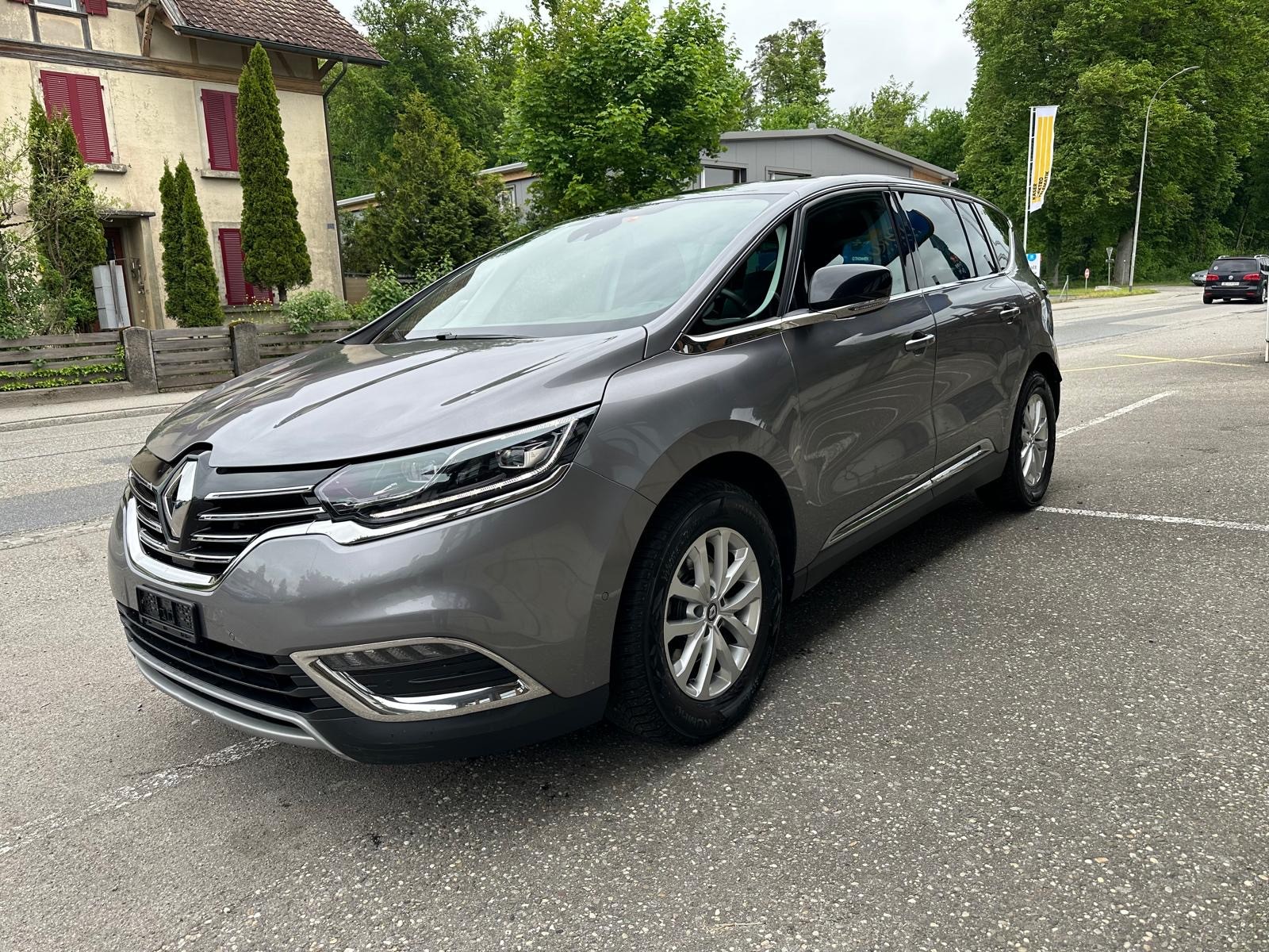 RENAULT Espace 1.6 dCi Initiale Paris EDC-showroom-element-1