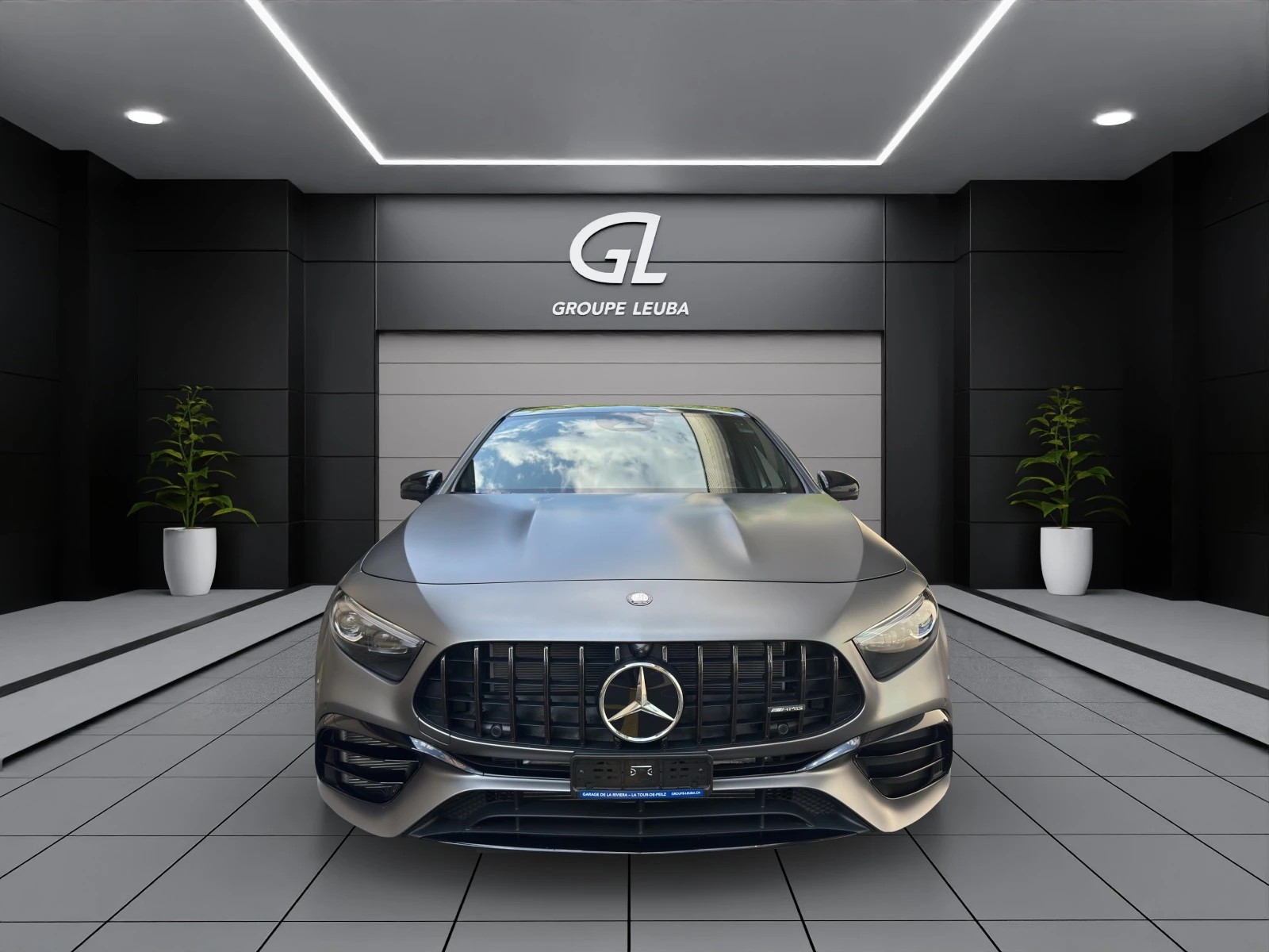 MERCEDES-BENZ A AMG 45 S 4Matic+ 8G-DCT-showroom-element-1
