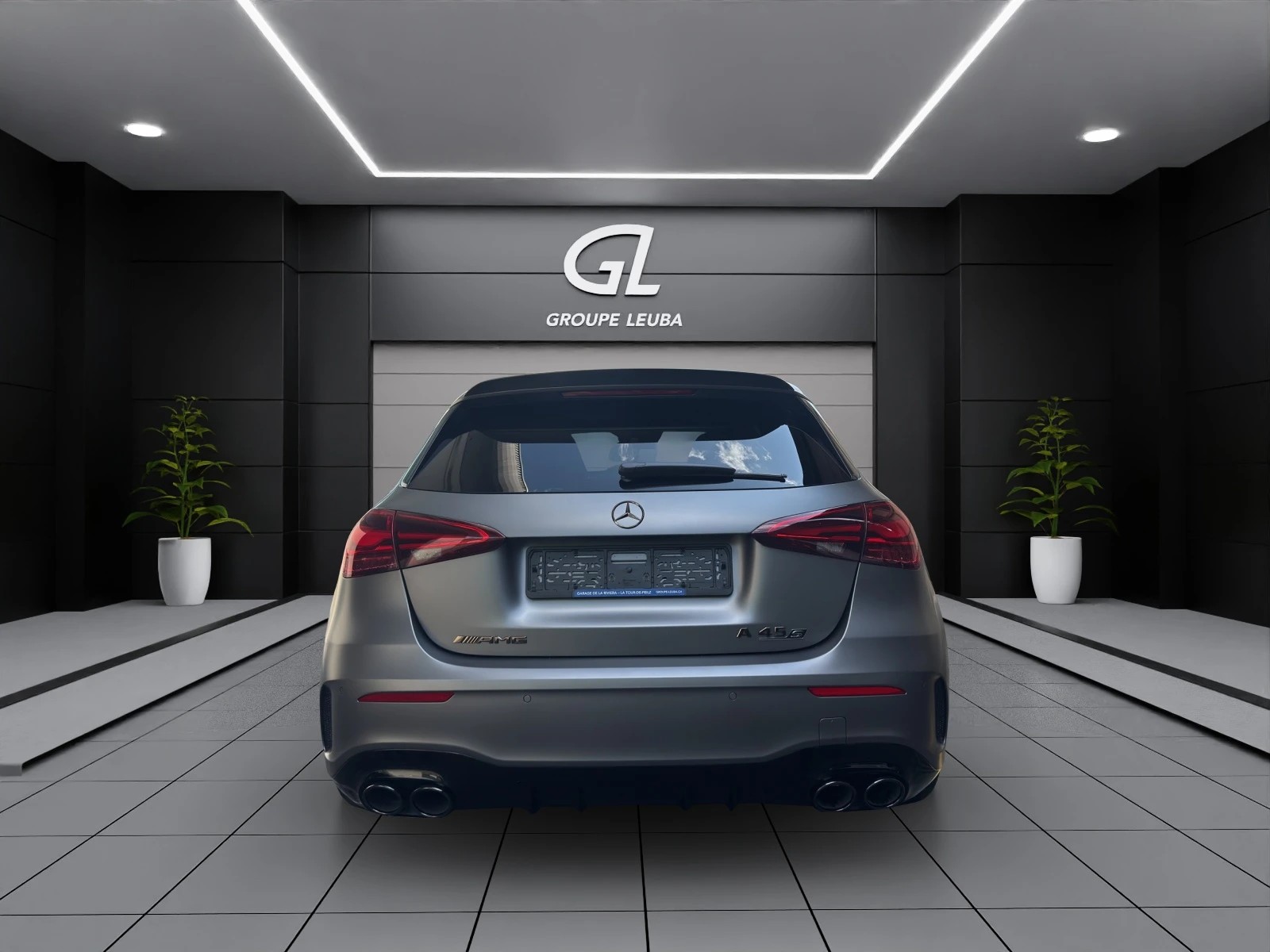 MERCEDES-BENZ A AMG 45 S 4Matic+ 8G-DCT-showroom-element-2