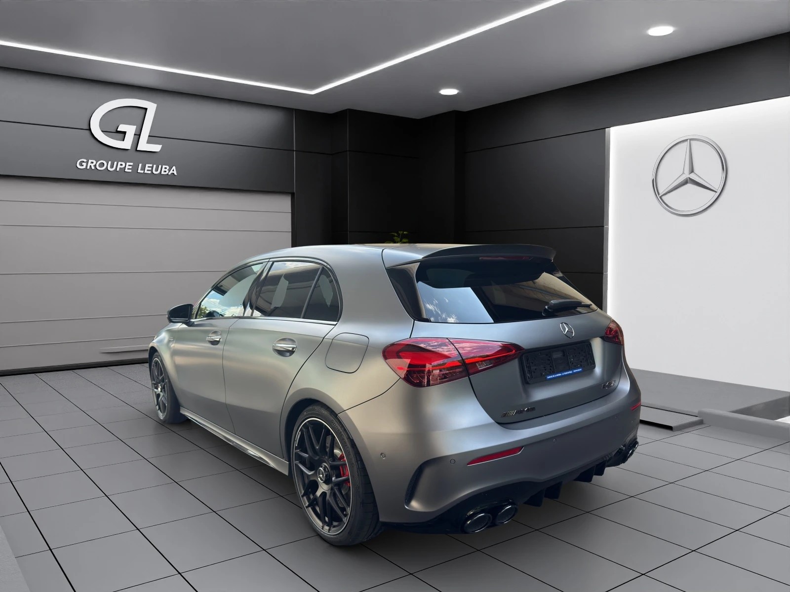 MERCEDES-BENZ A AMG 45 S 4Matic+ 8G-DCT-showroom-element-3