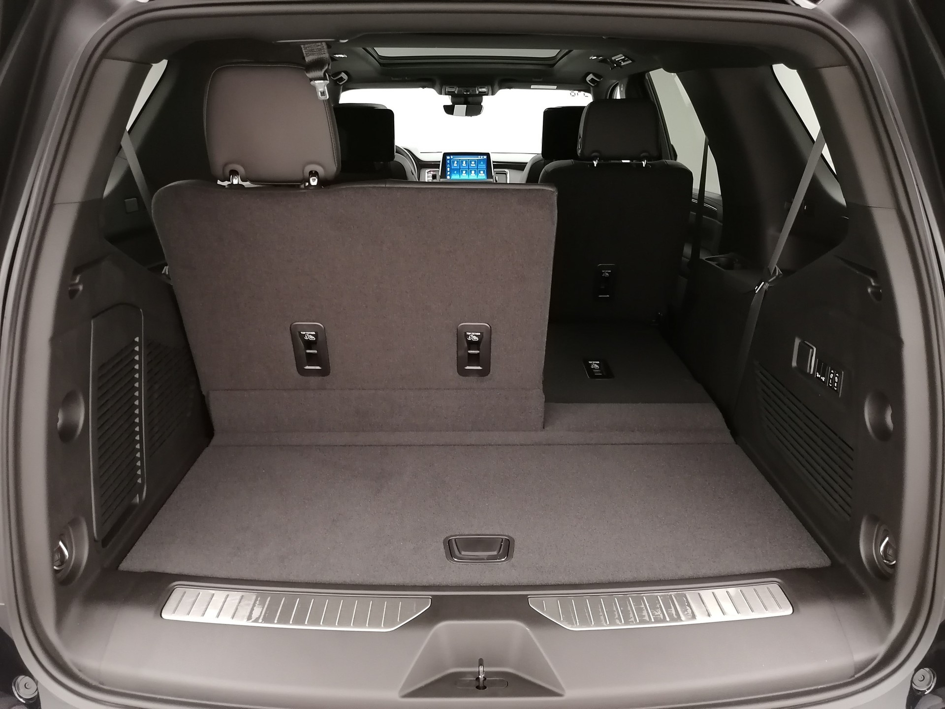 CHEVROLET TAHOE 6.2 AWD High Country-image-12