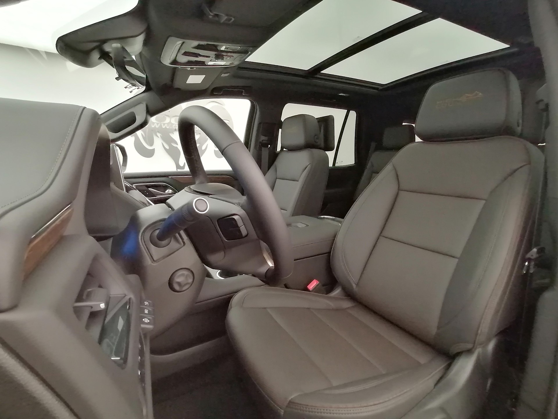 CHEVROLET TAHOE 6.2 AWD High Country-image-7